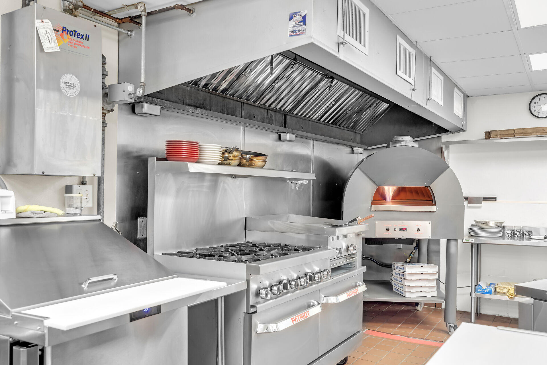 1110 White Street Pizza Property Photo 16