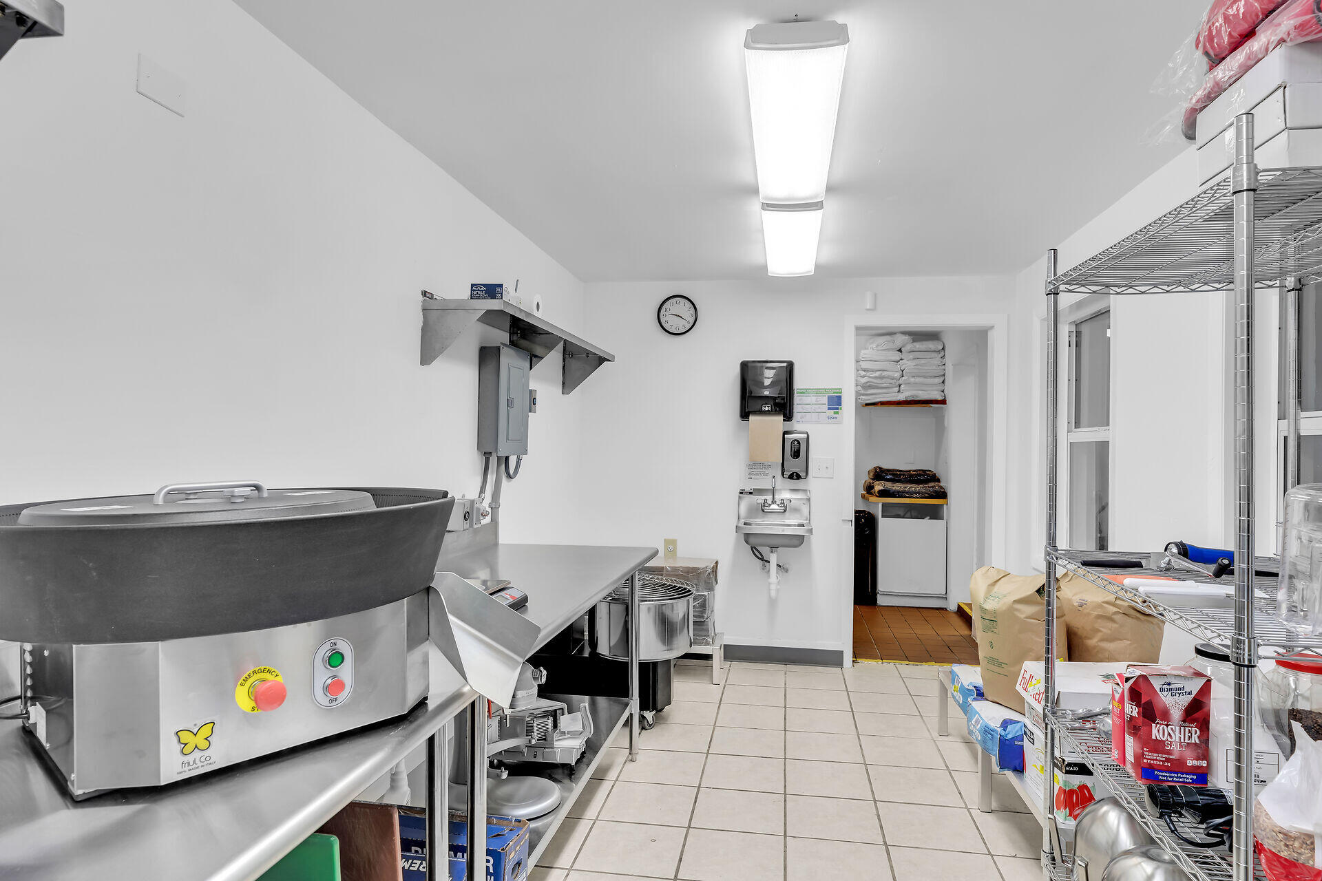 1110 White Street Pizza Property Photo 28
