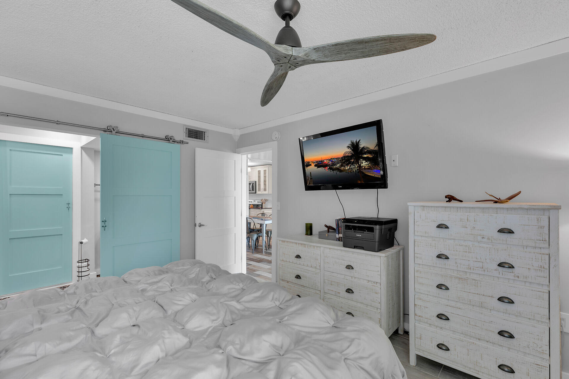 88540 Overseas Highway, 104 And Boat Slip 46 Property Photo 16