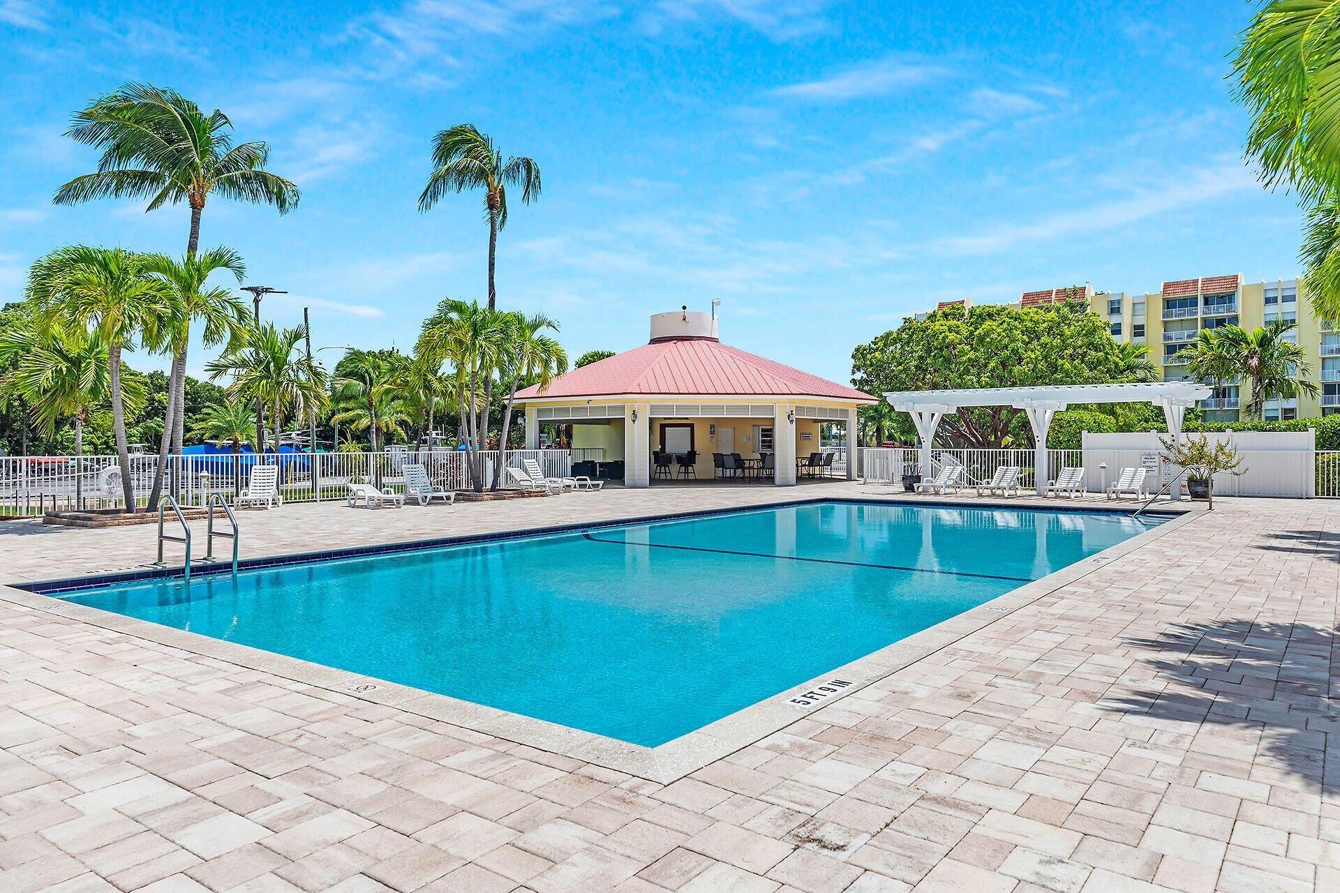 88540 Overseas Highway, 104 And Boat Slip 46 Property Photo 24