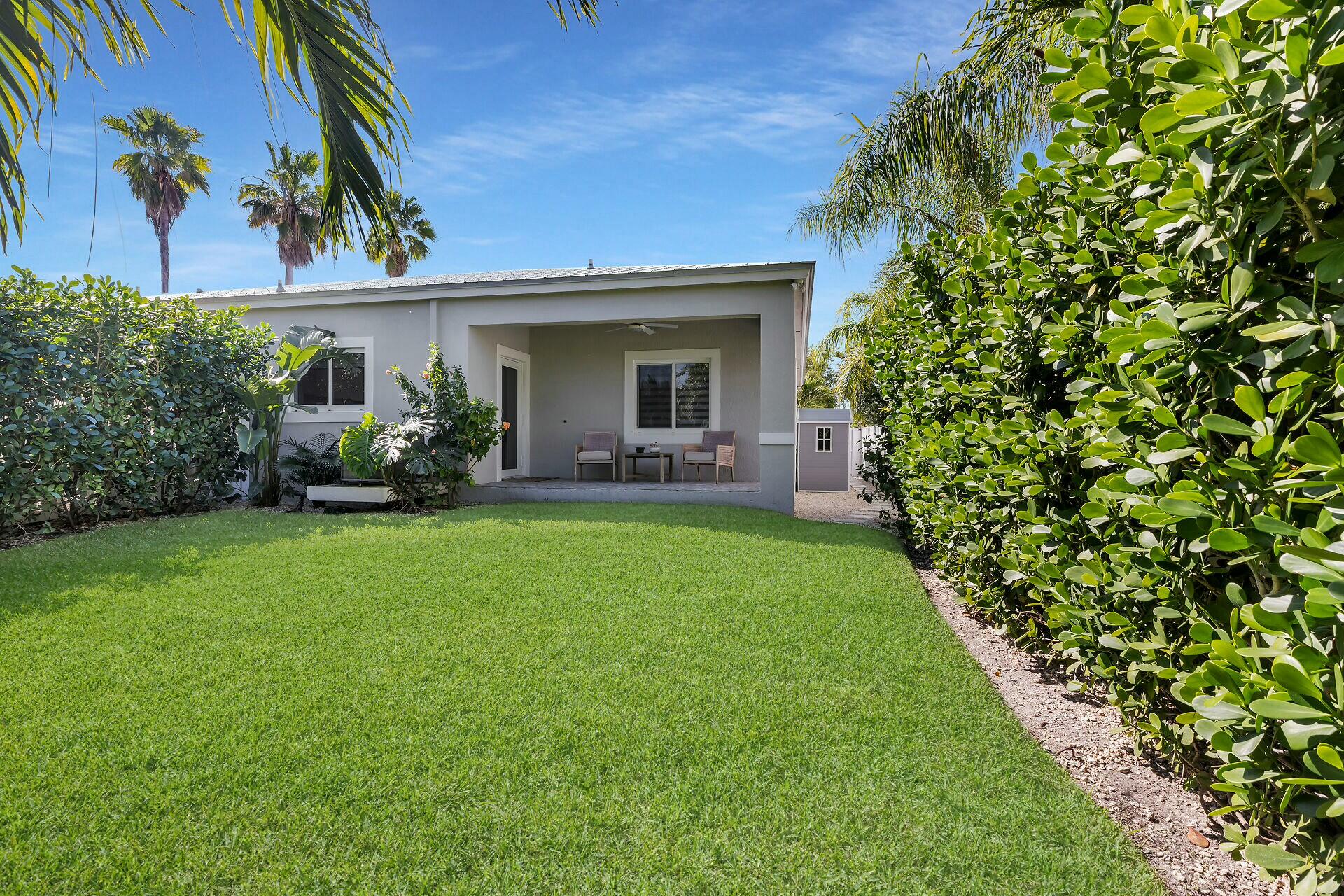 230 8th Street Property Photo 5