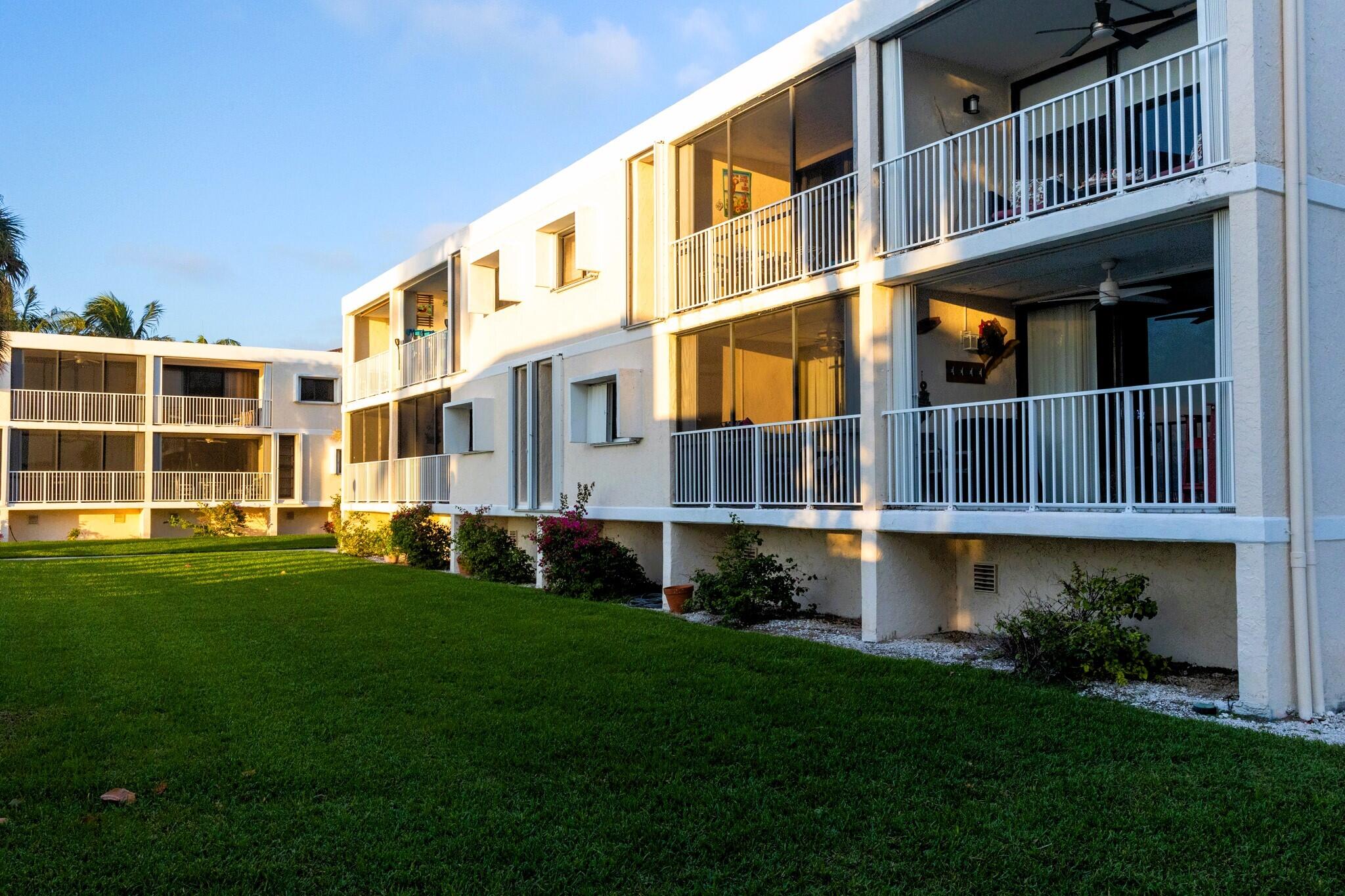 133 Coco Plum Drive, 33 Property Photo 29