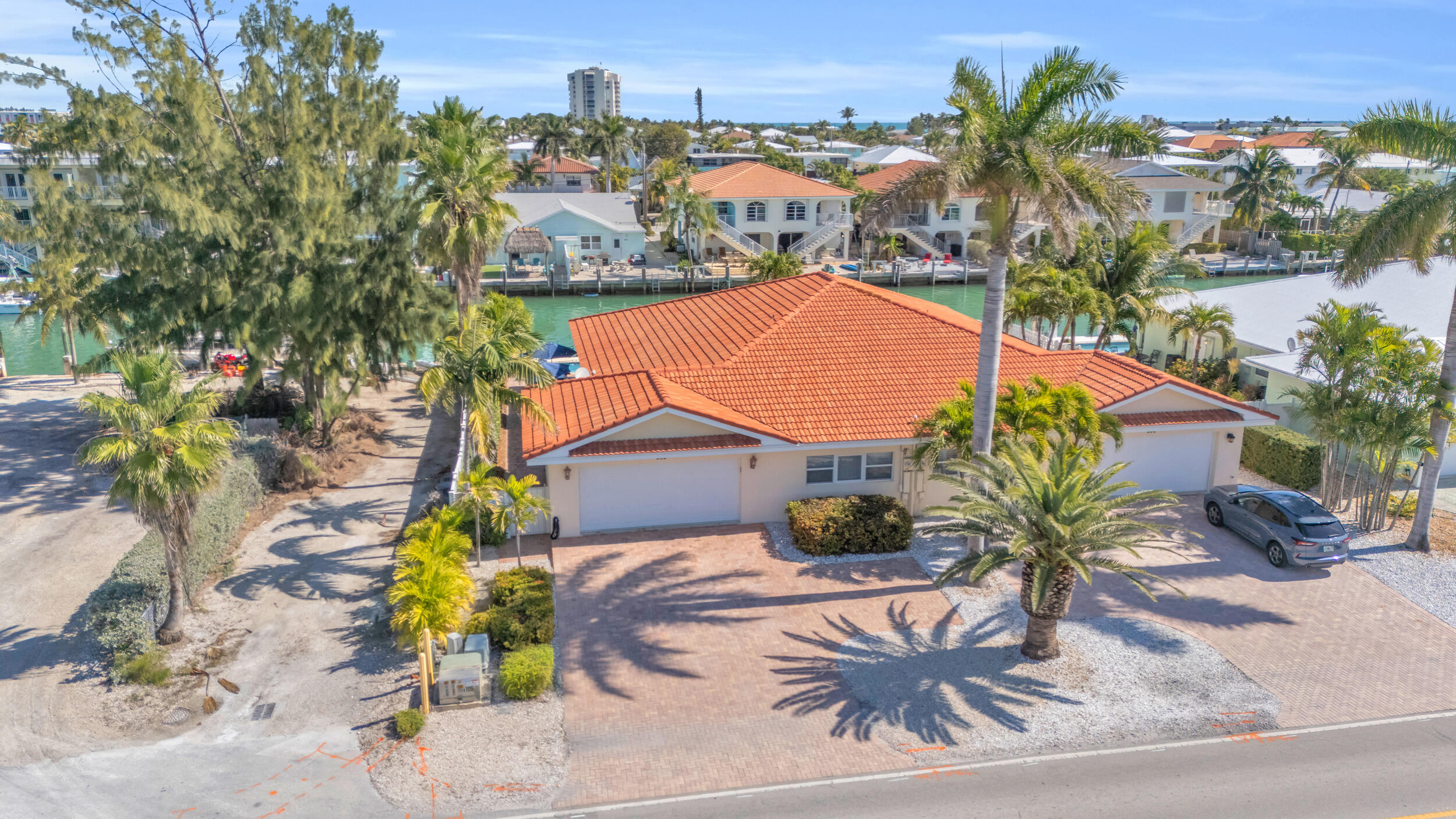 298 Sadowski Causeway Property Photo 6