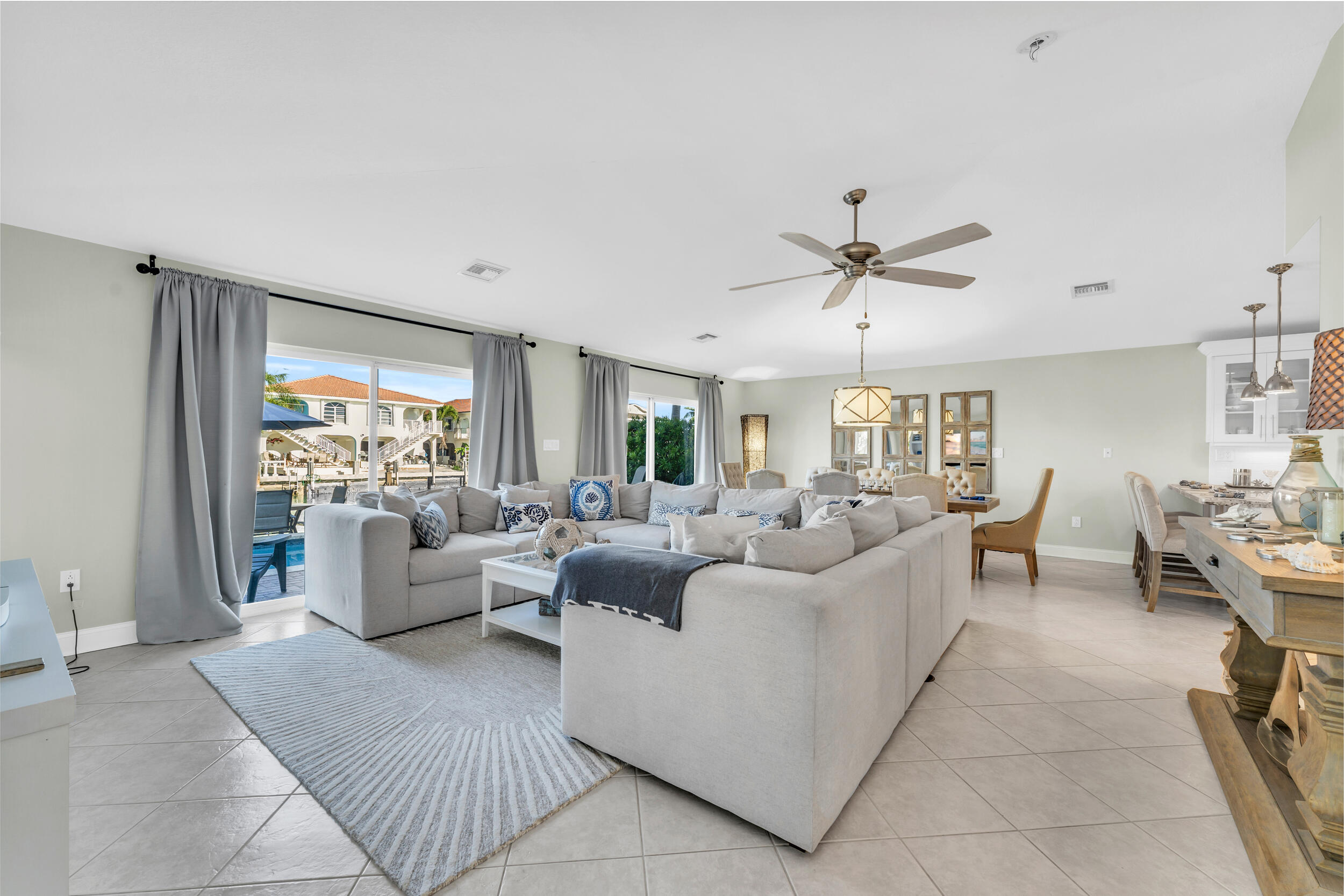 298 Sadowski Causeway Property Photo 18