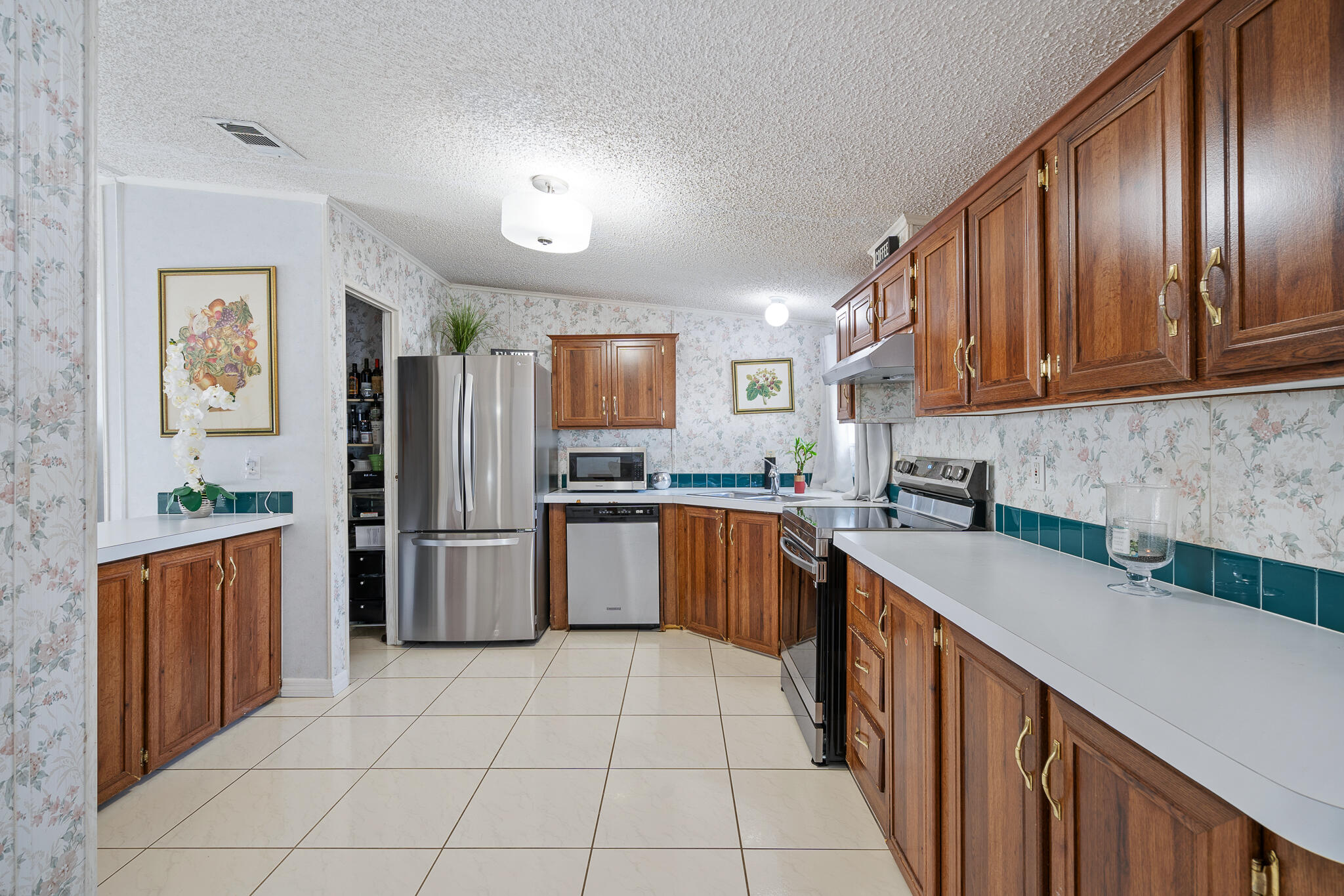 278 King Avenue Property Photo 17