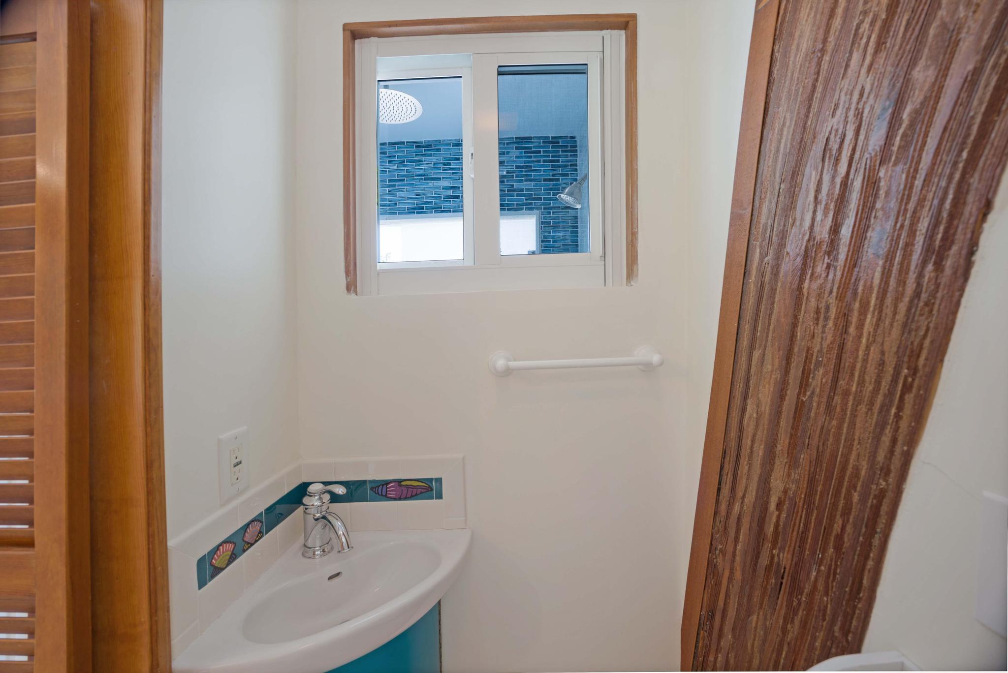 815 E Shore Drive Property Photo 22