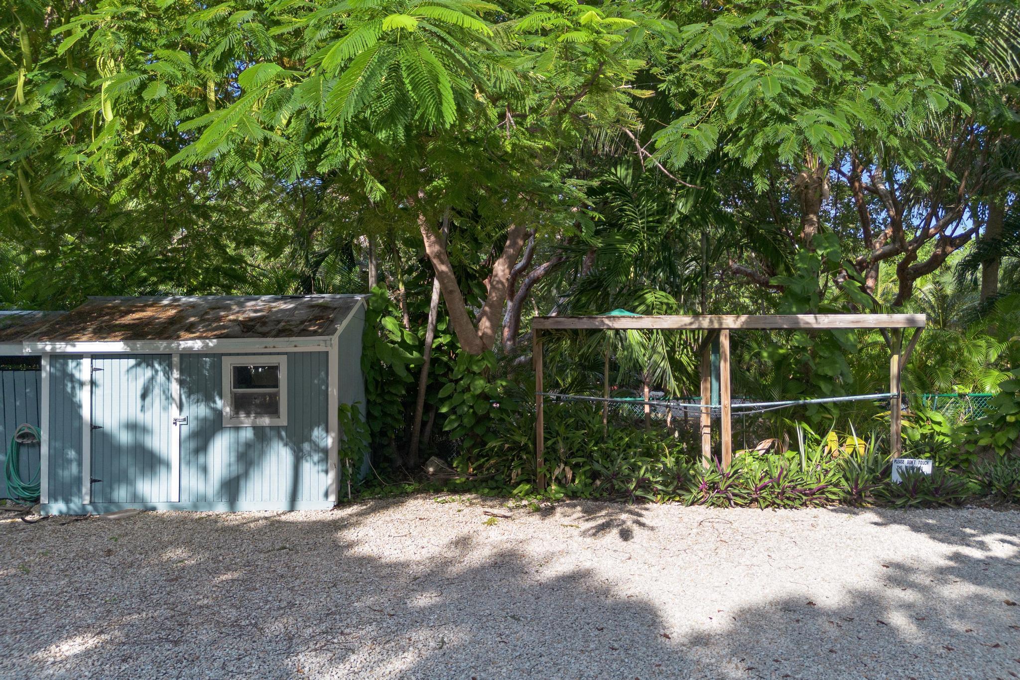 815 E Shore Drive Property Photo 112