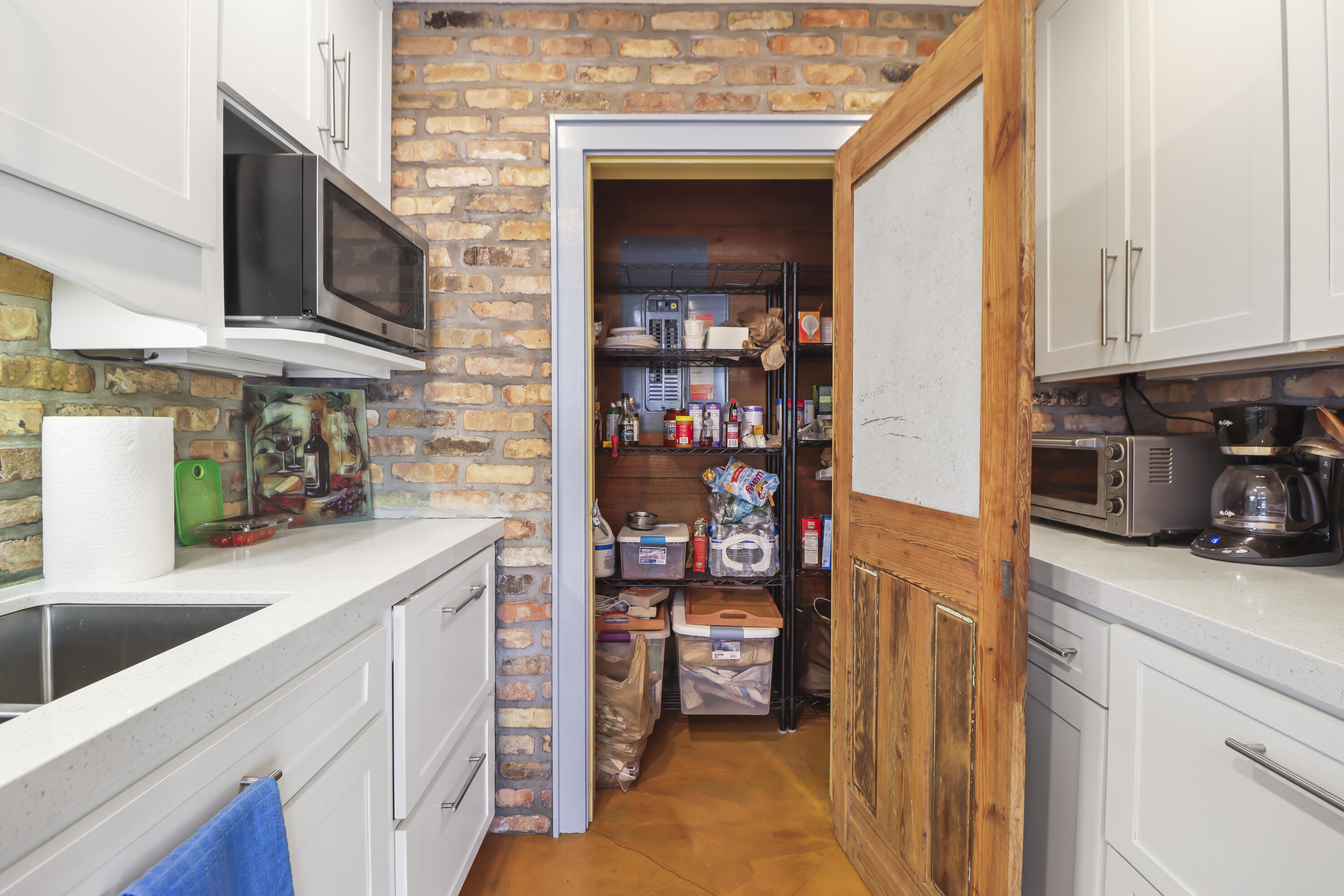908 18th Street Property Photo 21