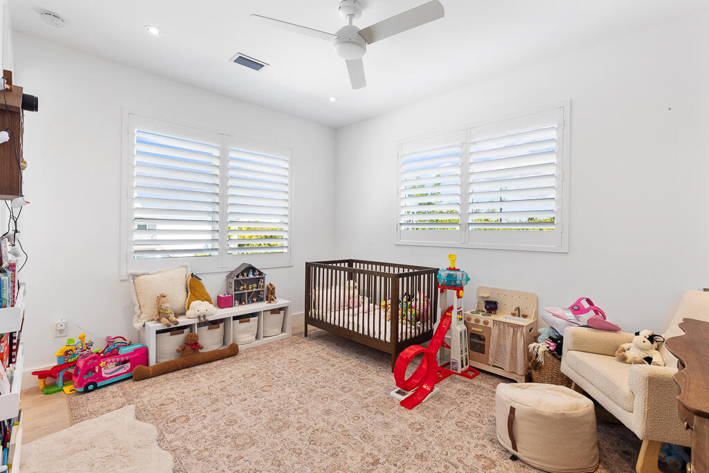 150 S Bahama Drive Property Photo 30