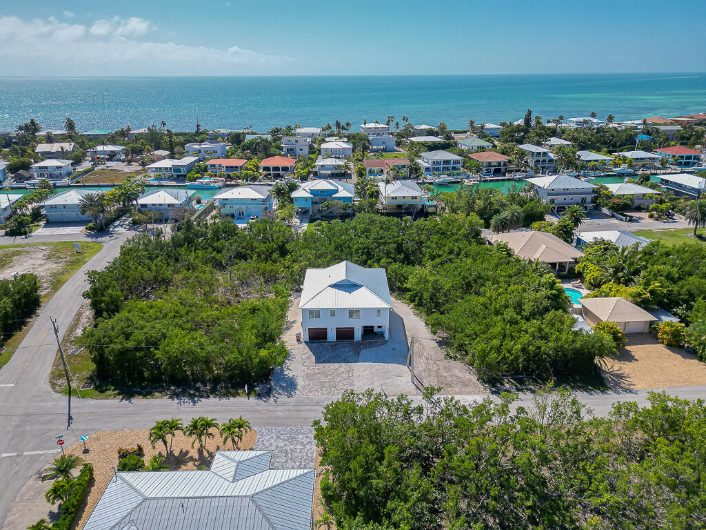 150 S Bahama Drive Property Photo 38