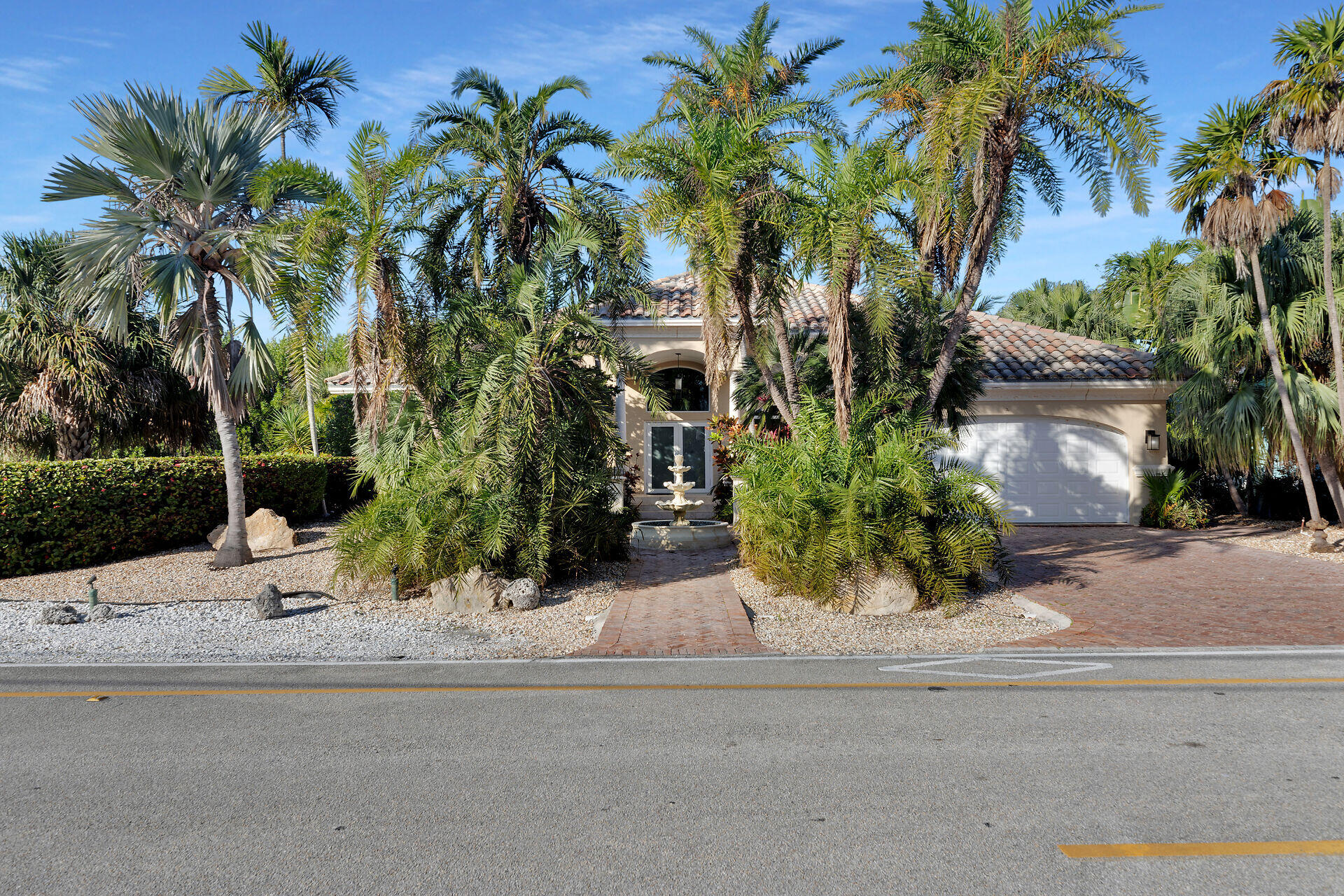 125 13th Street Property Photo 2
