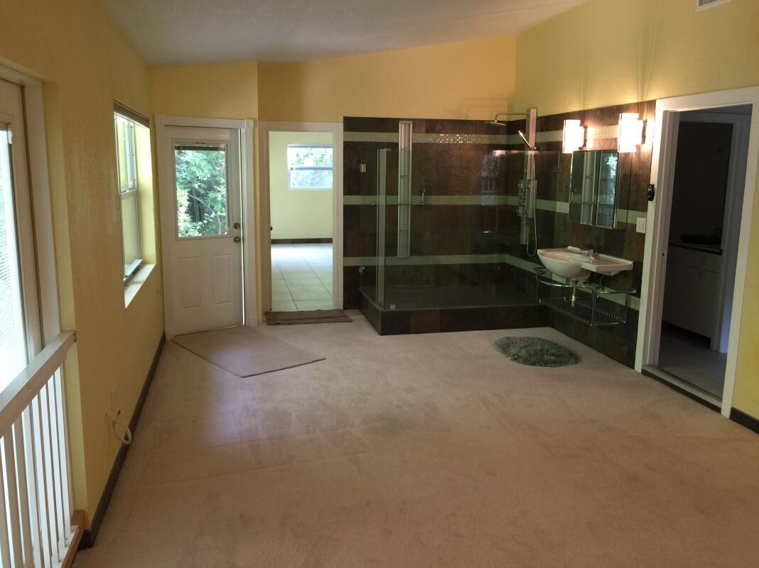 118 Key Heights Drive Property Photo 9