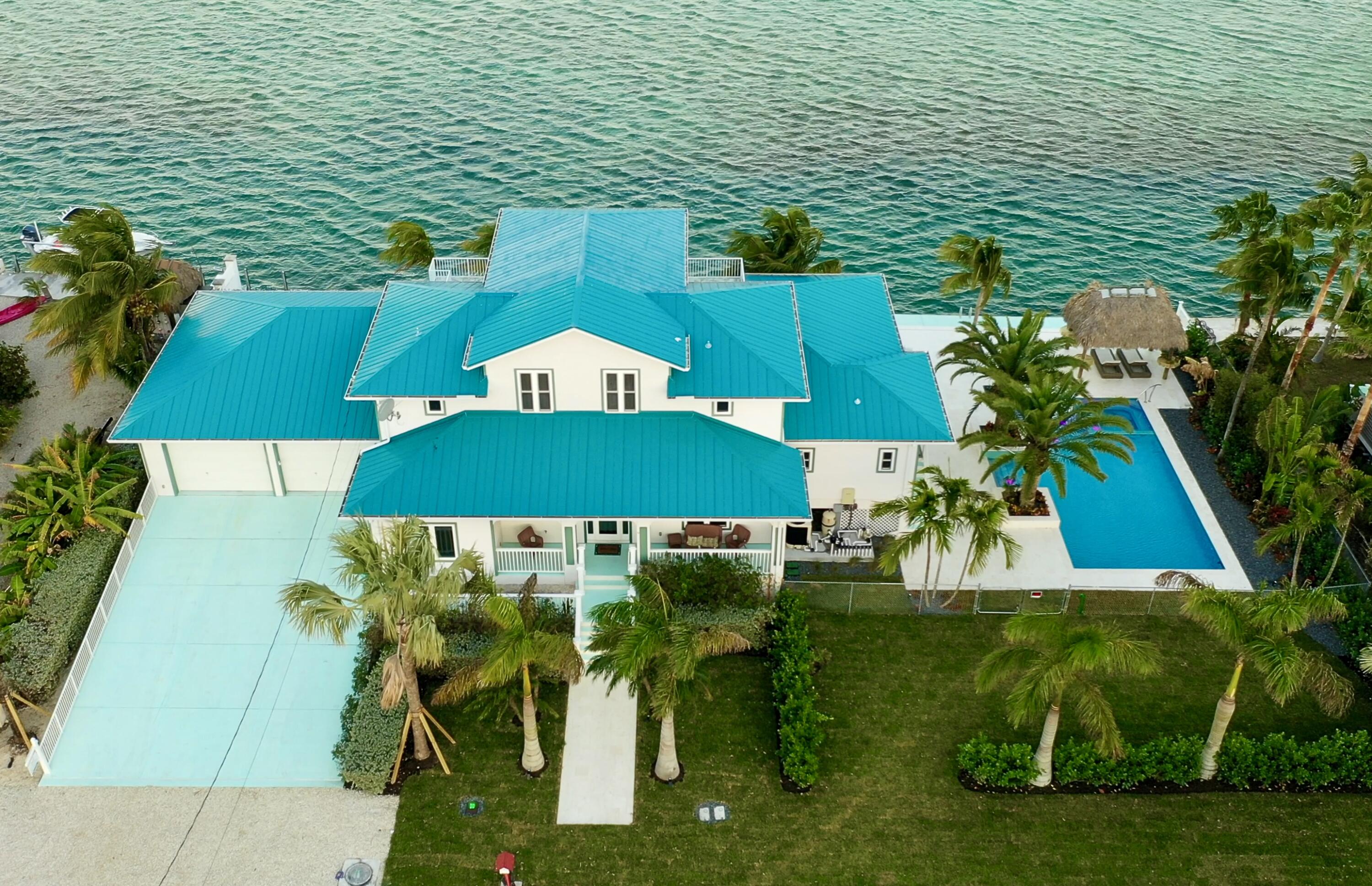 9 Bay Drive Property Photo 3