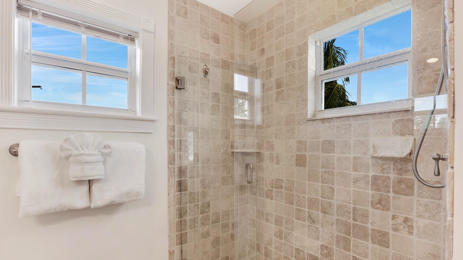 21650 Overseas Highway, 102 Property Photo 25
