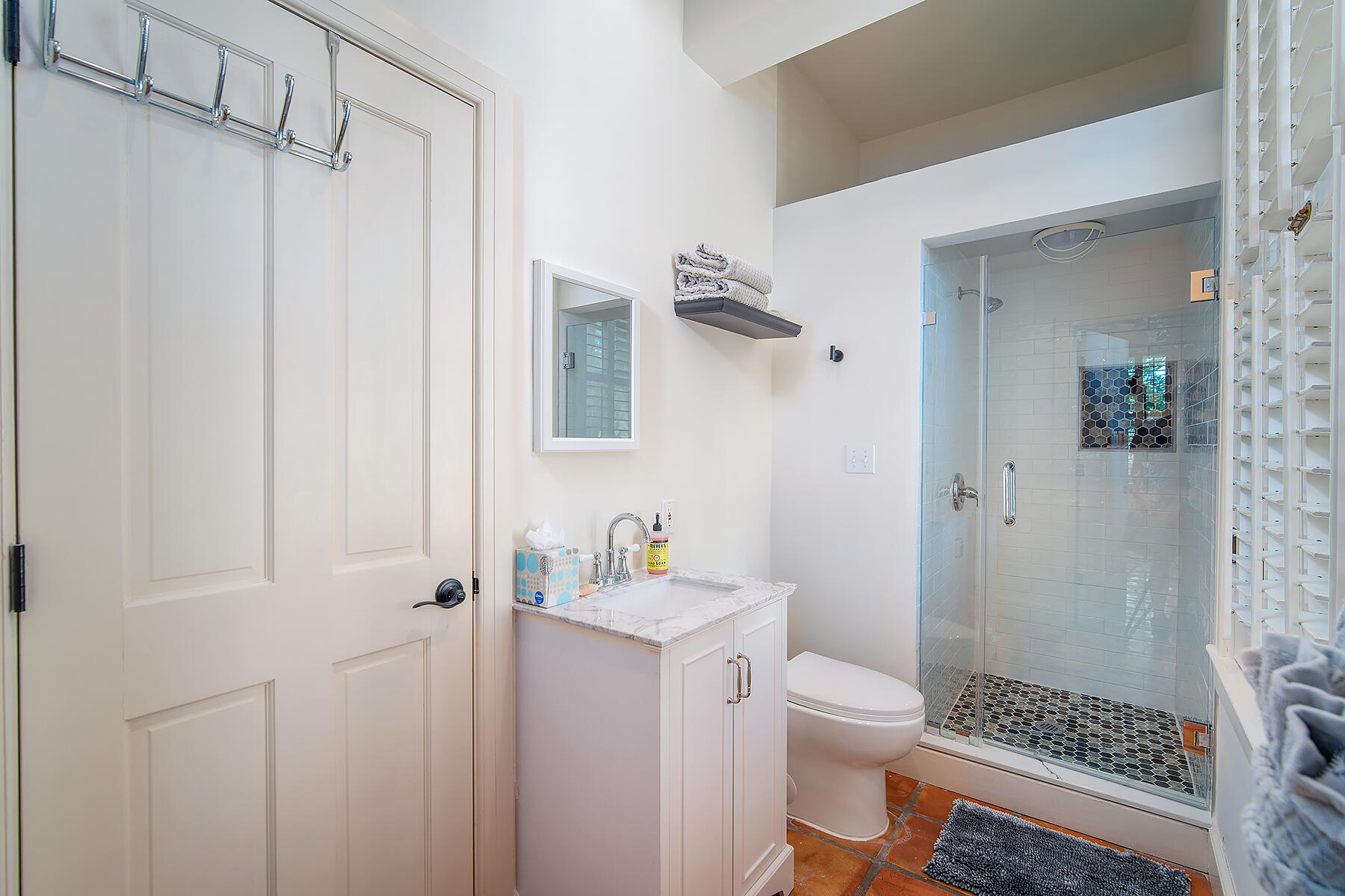 401 Emma Street, H Property Photo 23