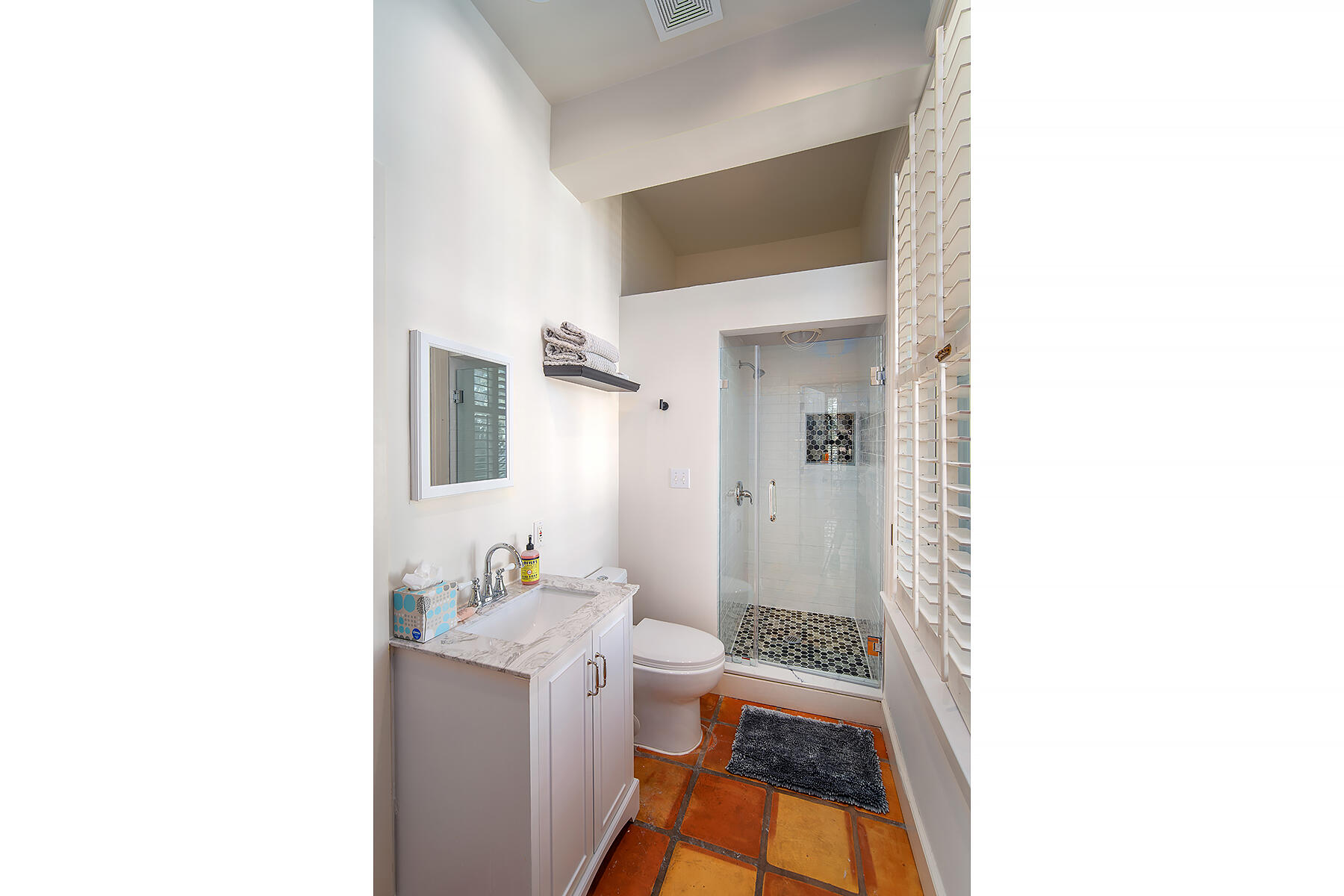 401 Emma Street, H Property Photo 24