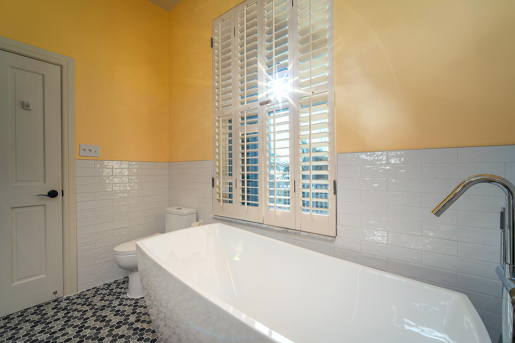 401 Emma Street, H Property Photo 31
