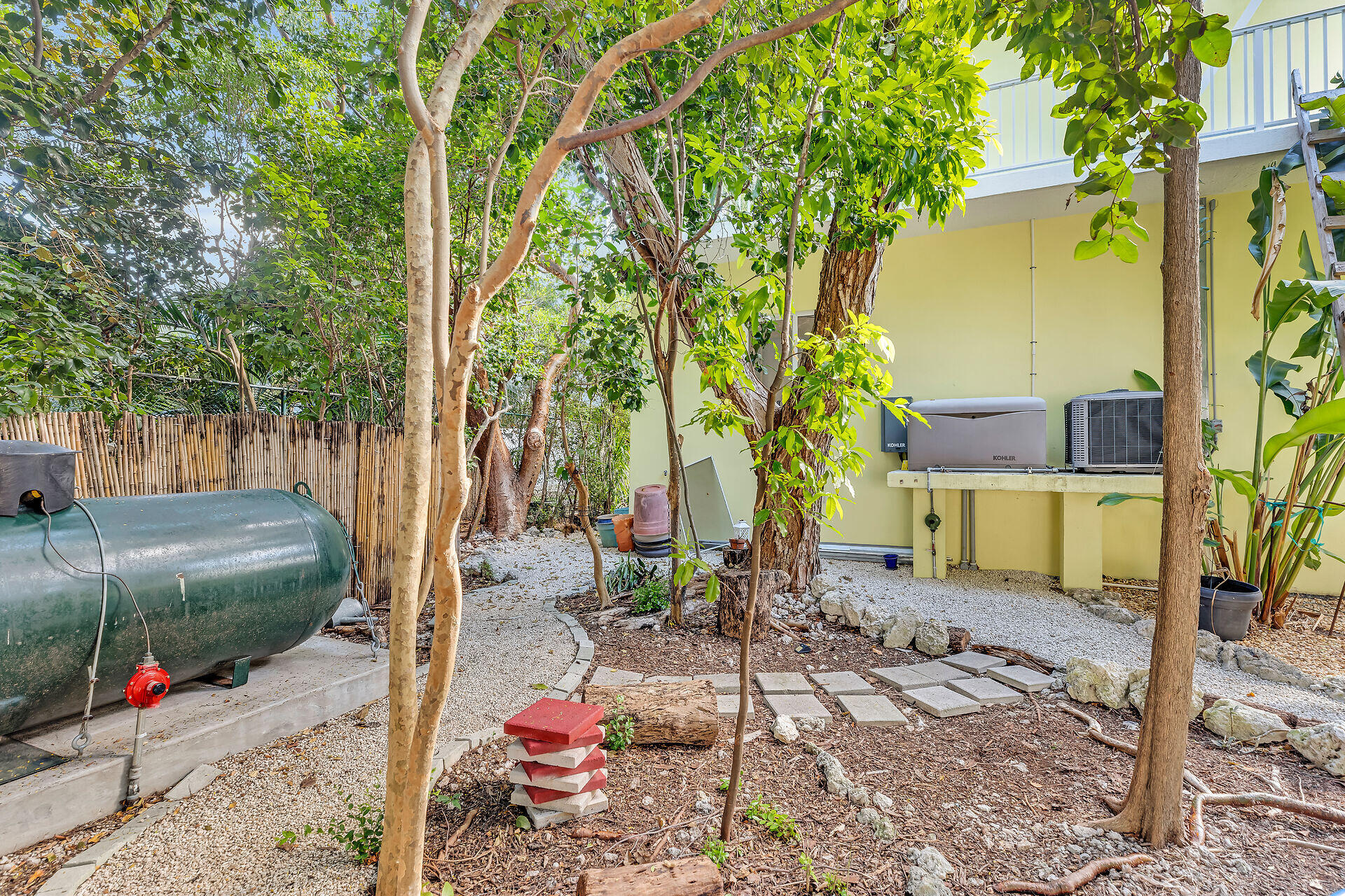 155 Fontaine Drive Property Photo 44