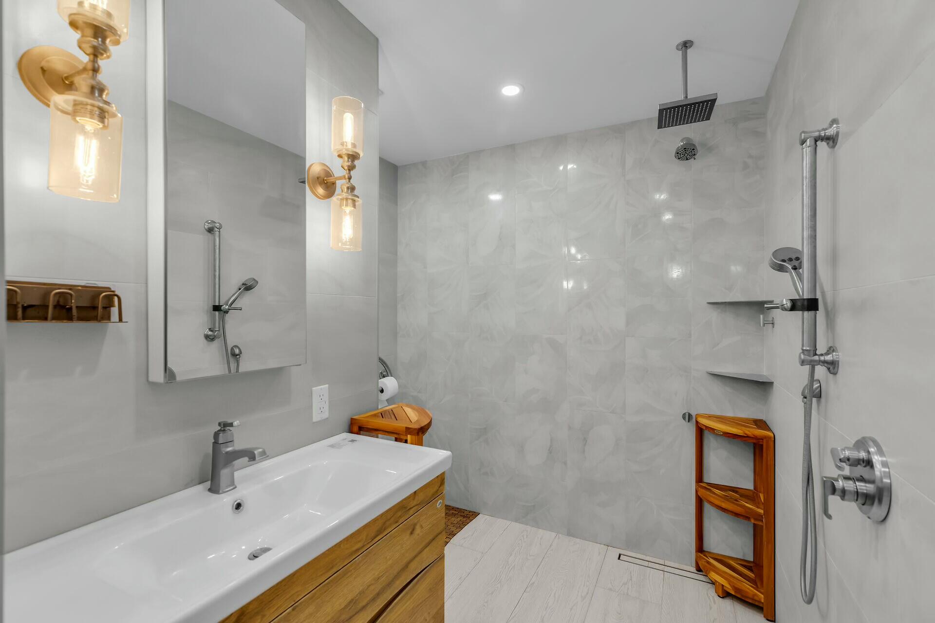 64 Snapper Avenue Property Photo 18
