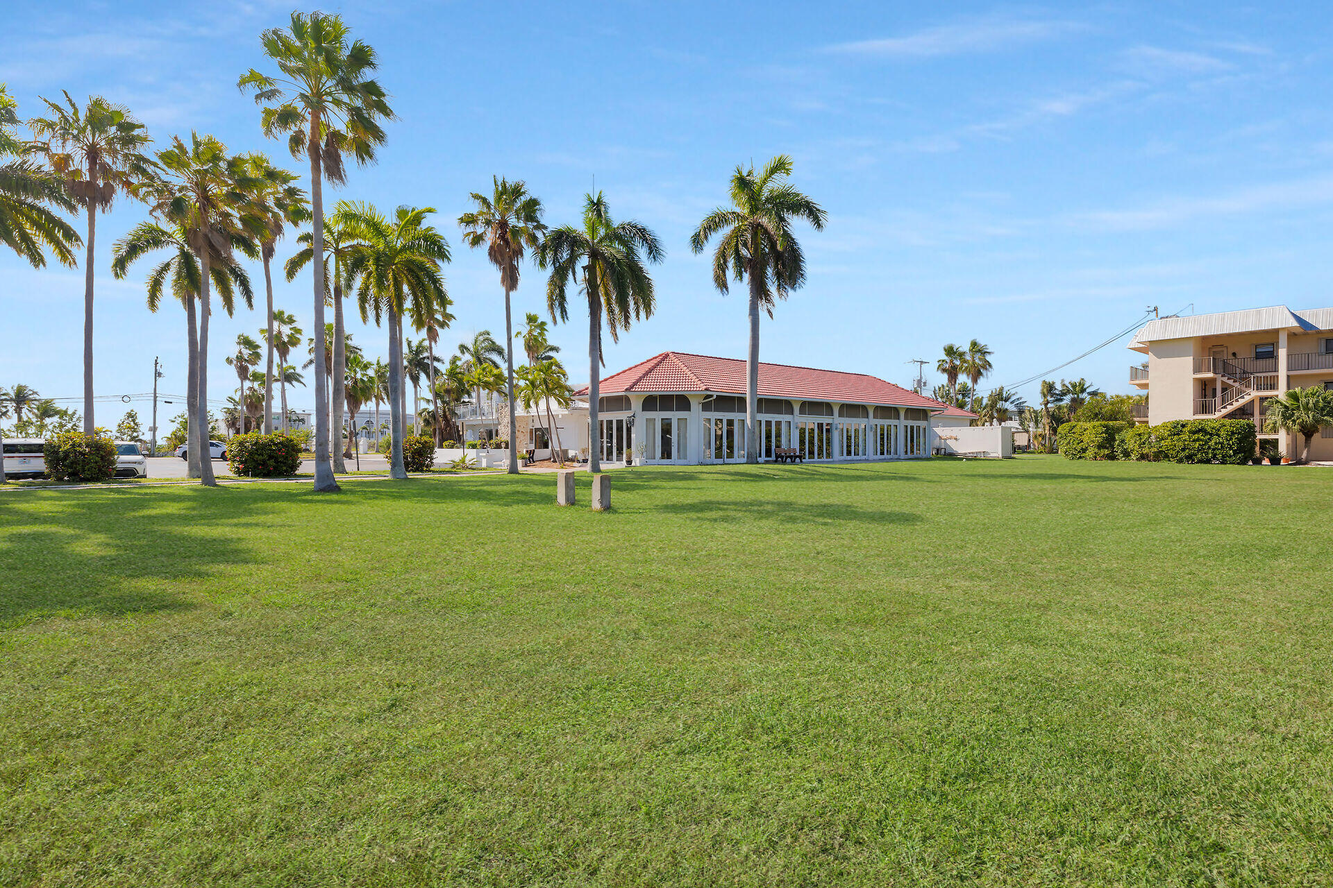 700 W Ocean Drive Property Photo 15