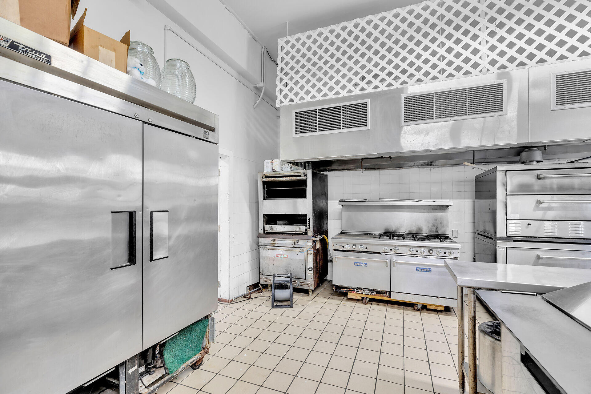 700 W Ocean Drive Property Photo 43