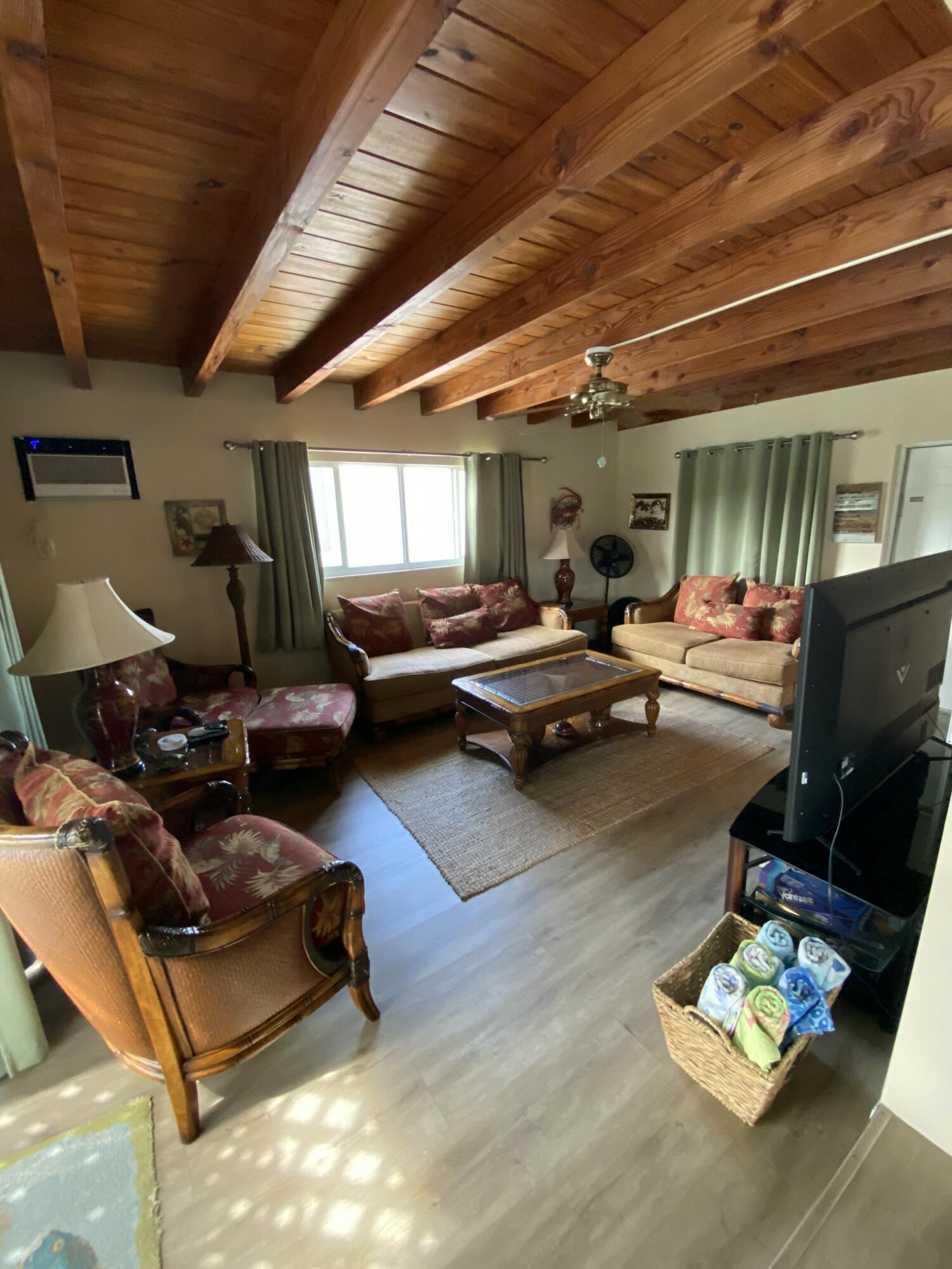 591 9th Street Property Photo 6