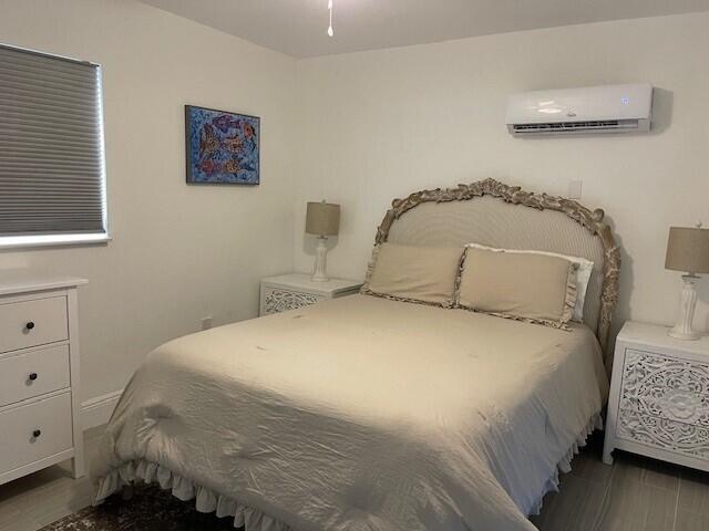 102 Harry Harris Drive Property Photo 6