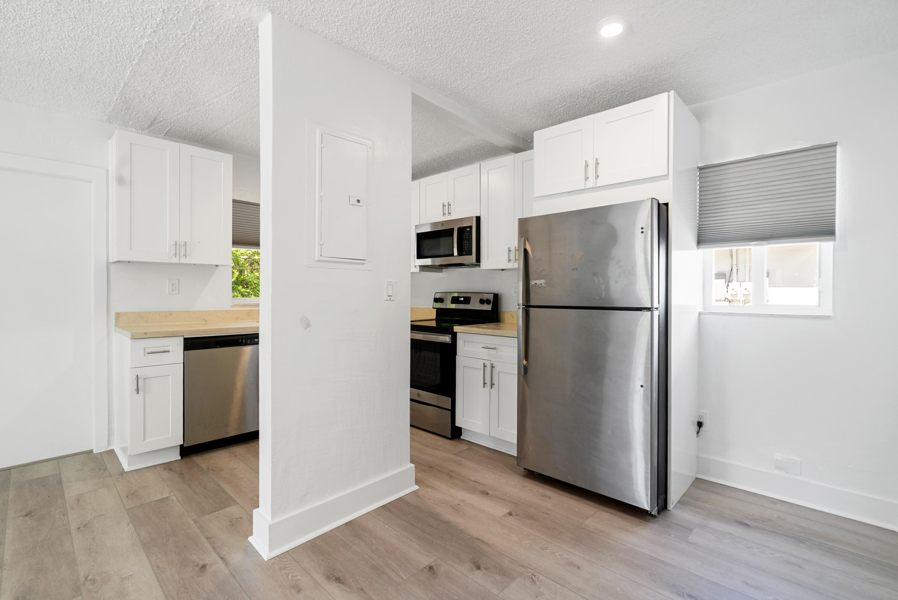 102 Harry Harris Drive Property Photo 14