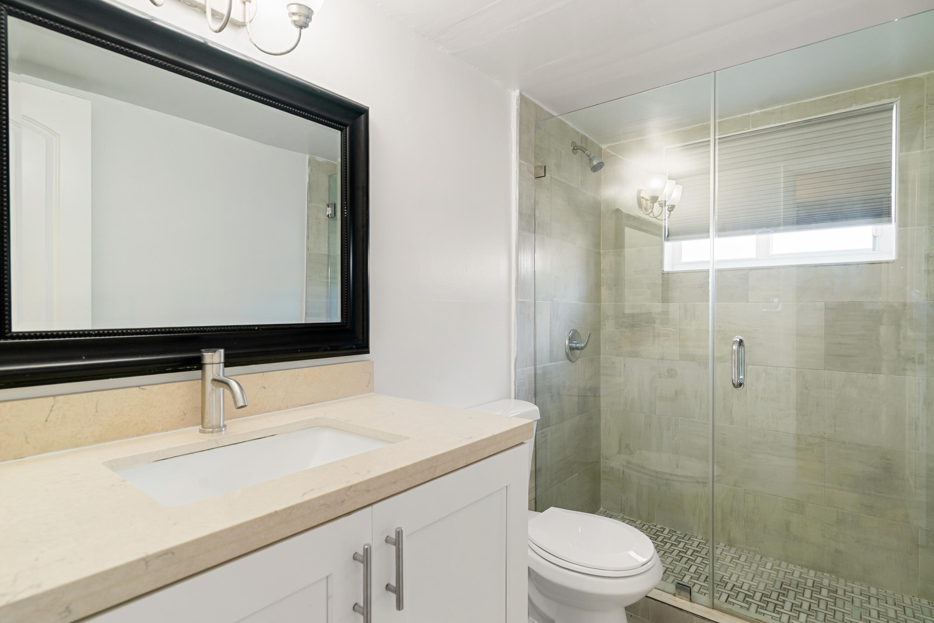 102 Harry Harris Drive Property Photo 16
