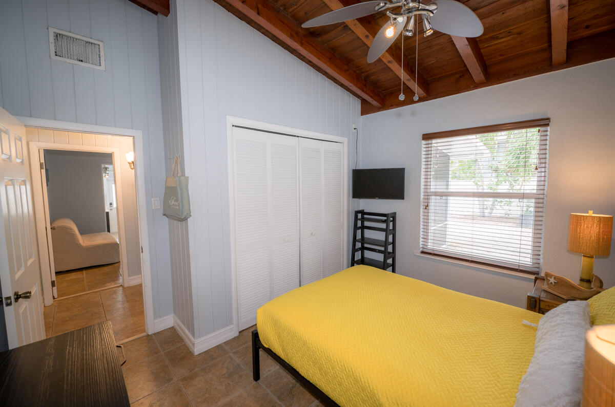 917 Lobster Lane Property Photo 24