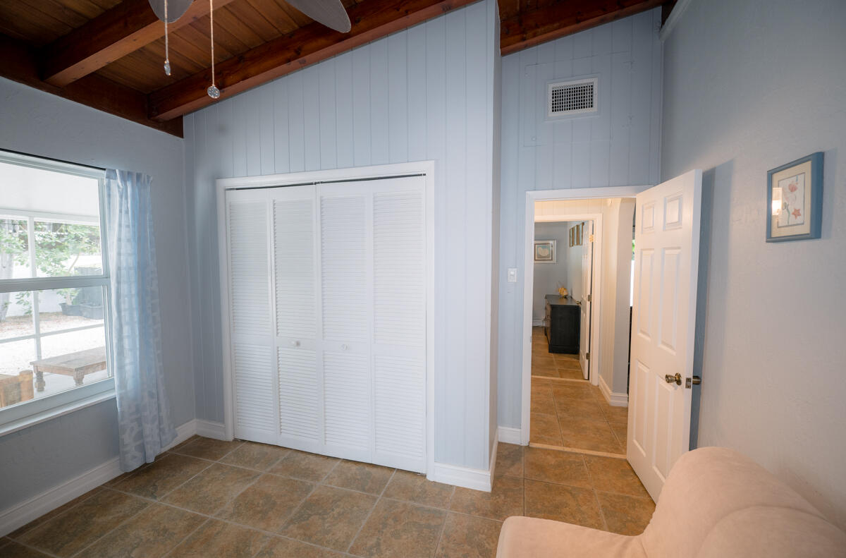 917 Lobster Lane Property Photo 28