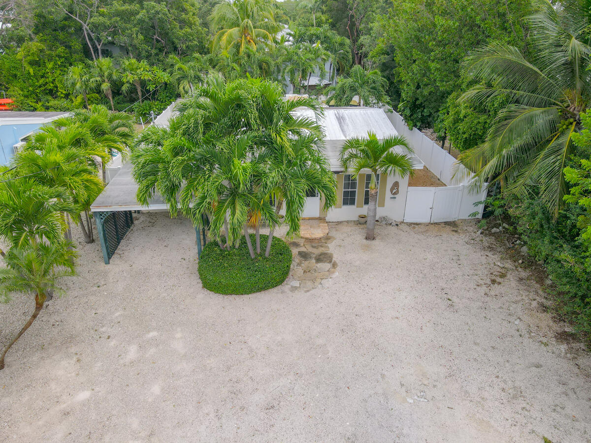 917 Lobster Lane Property Photo 39