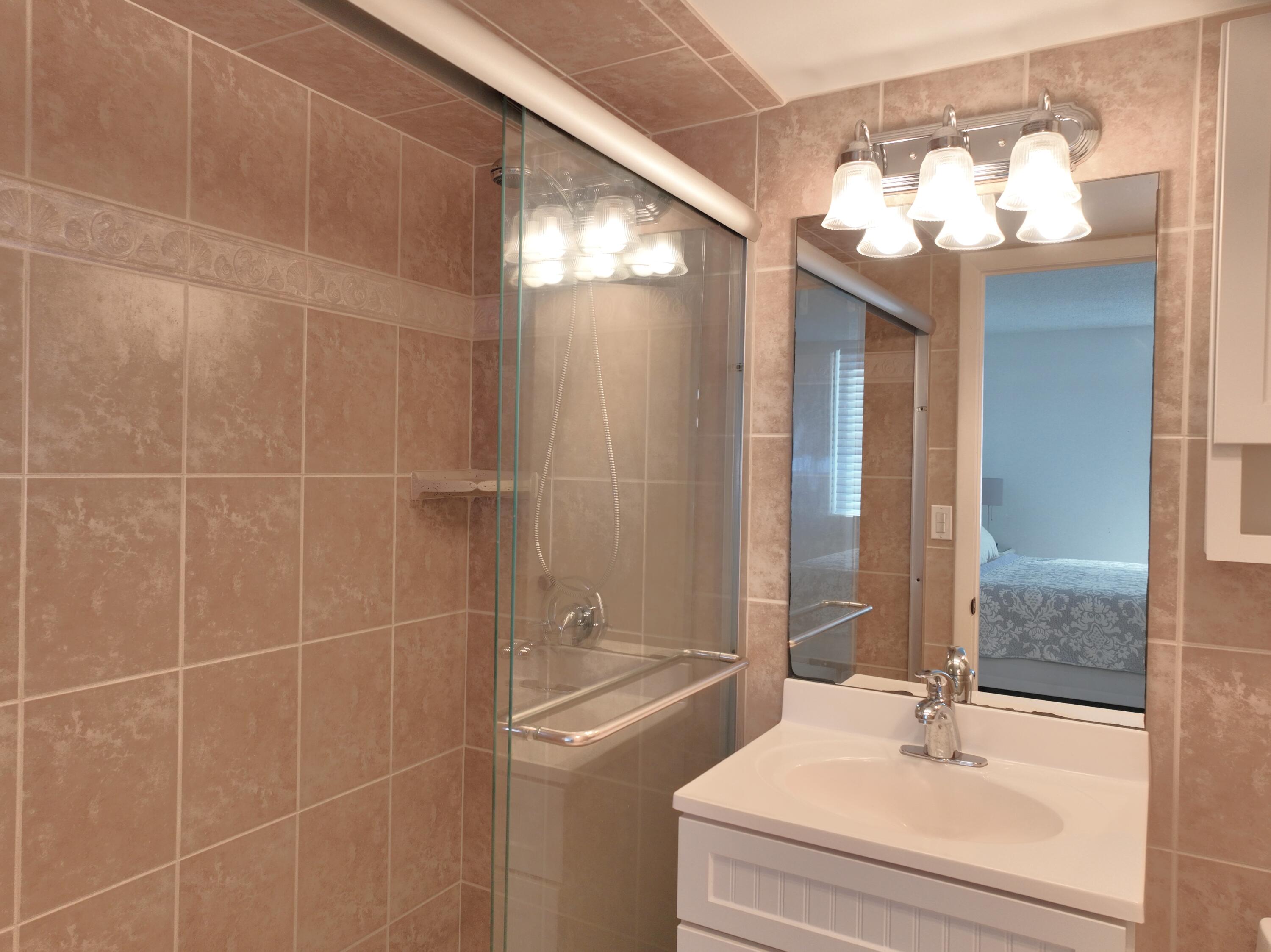 2000 Coco Plum Drive, 601 Property Photo 9