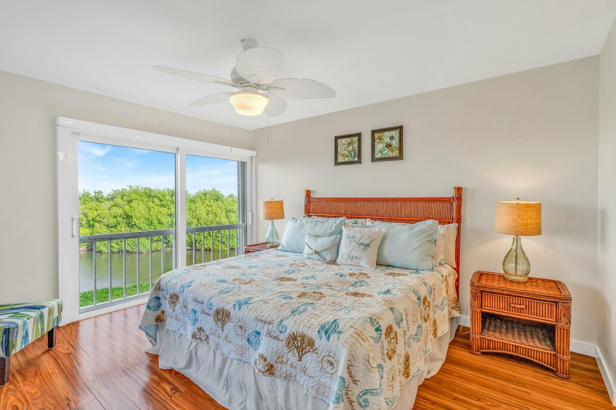 9860 Leeward Avenue Property Photo 18