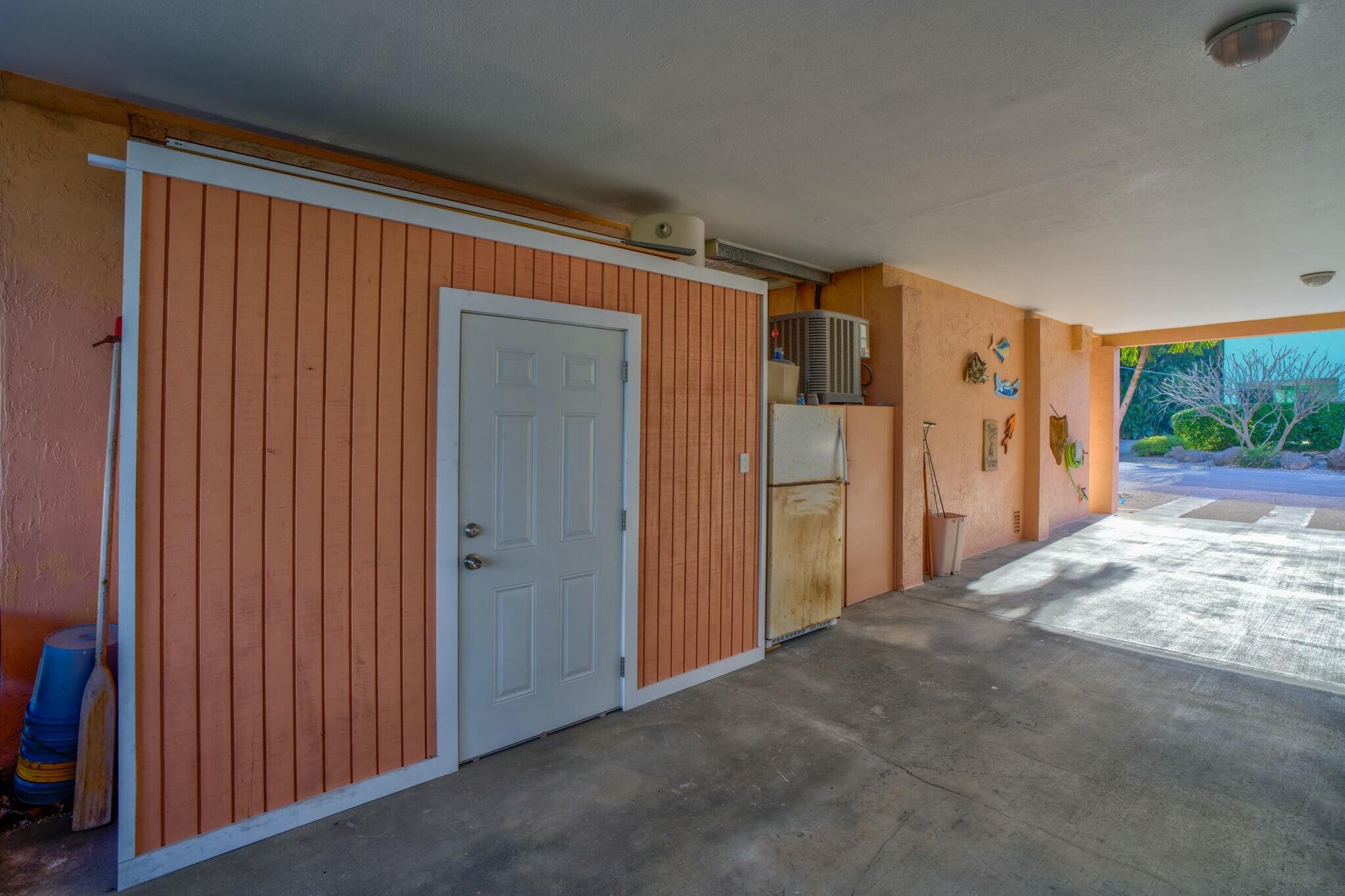 9860 Leeward Avenue Property Photo 28