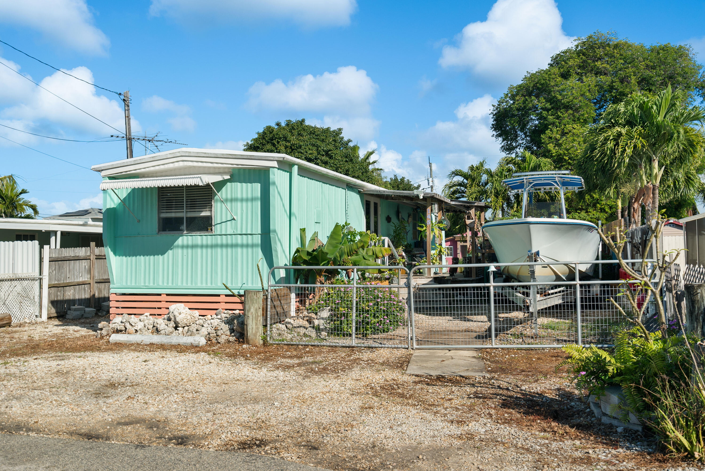 145 2nd Court Property Photo 1