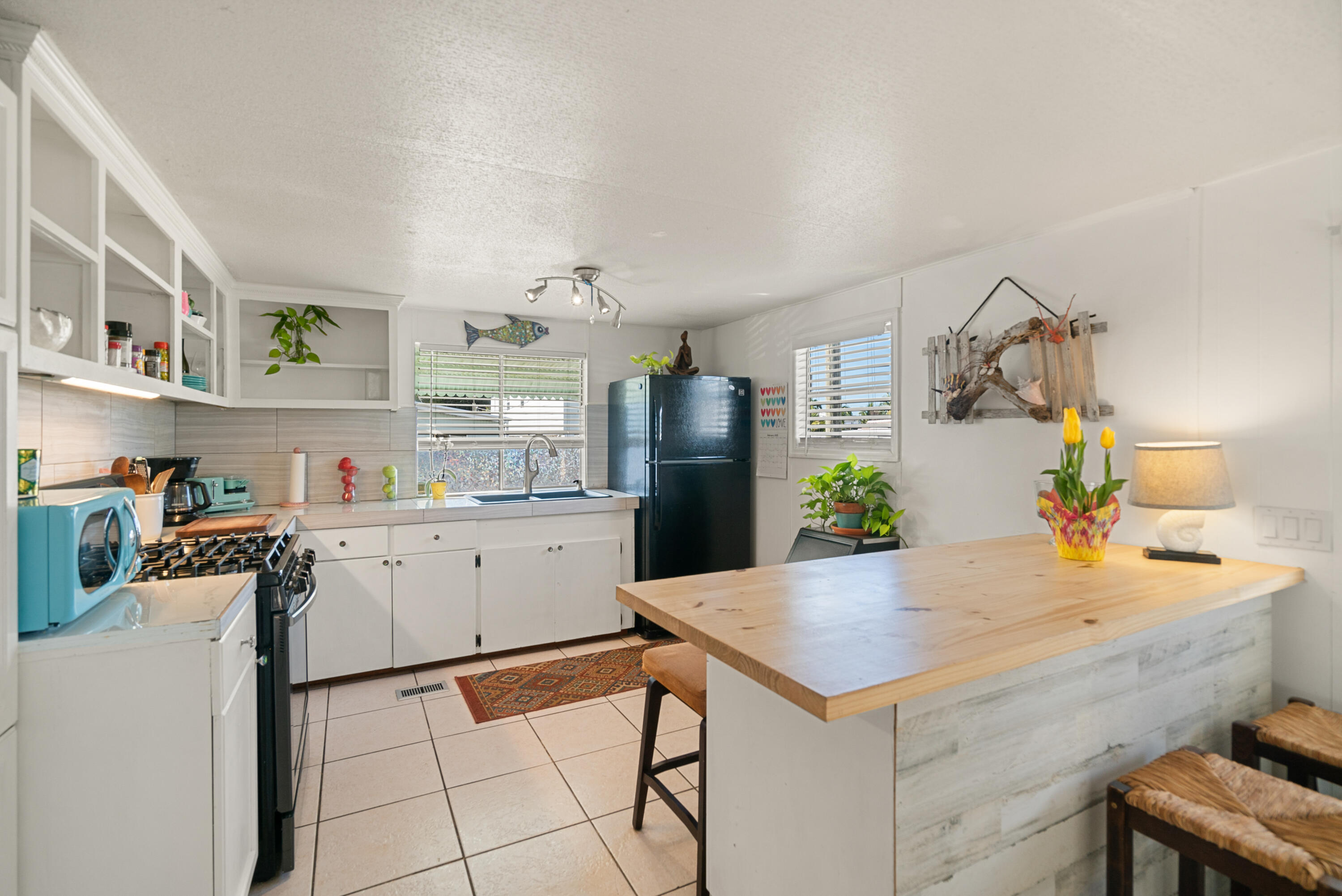 145 2nd Court Property Photo 4