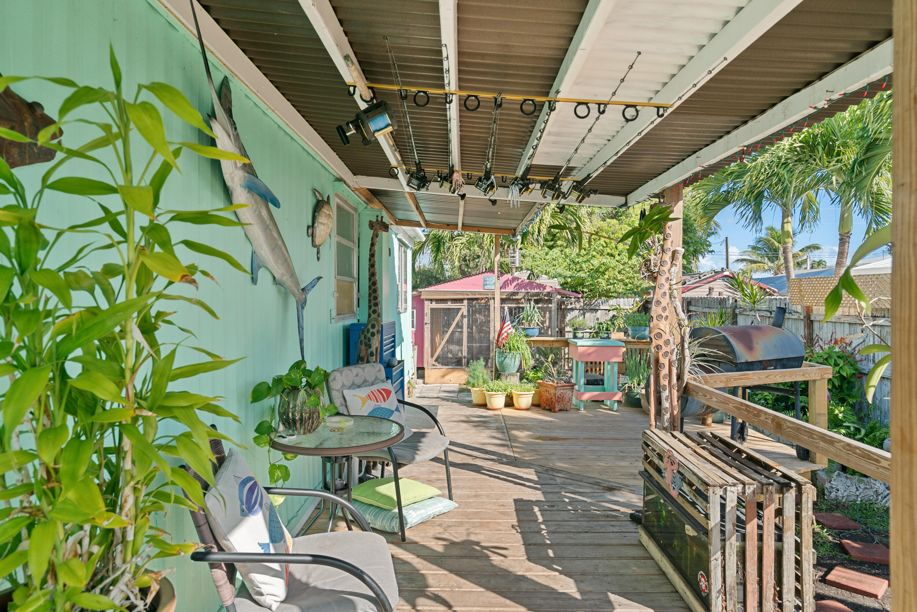 145 2nd Court Property Photo 17