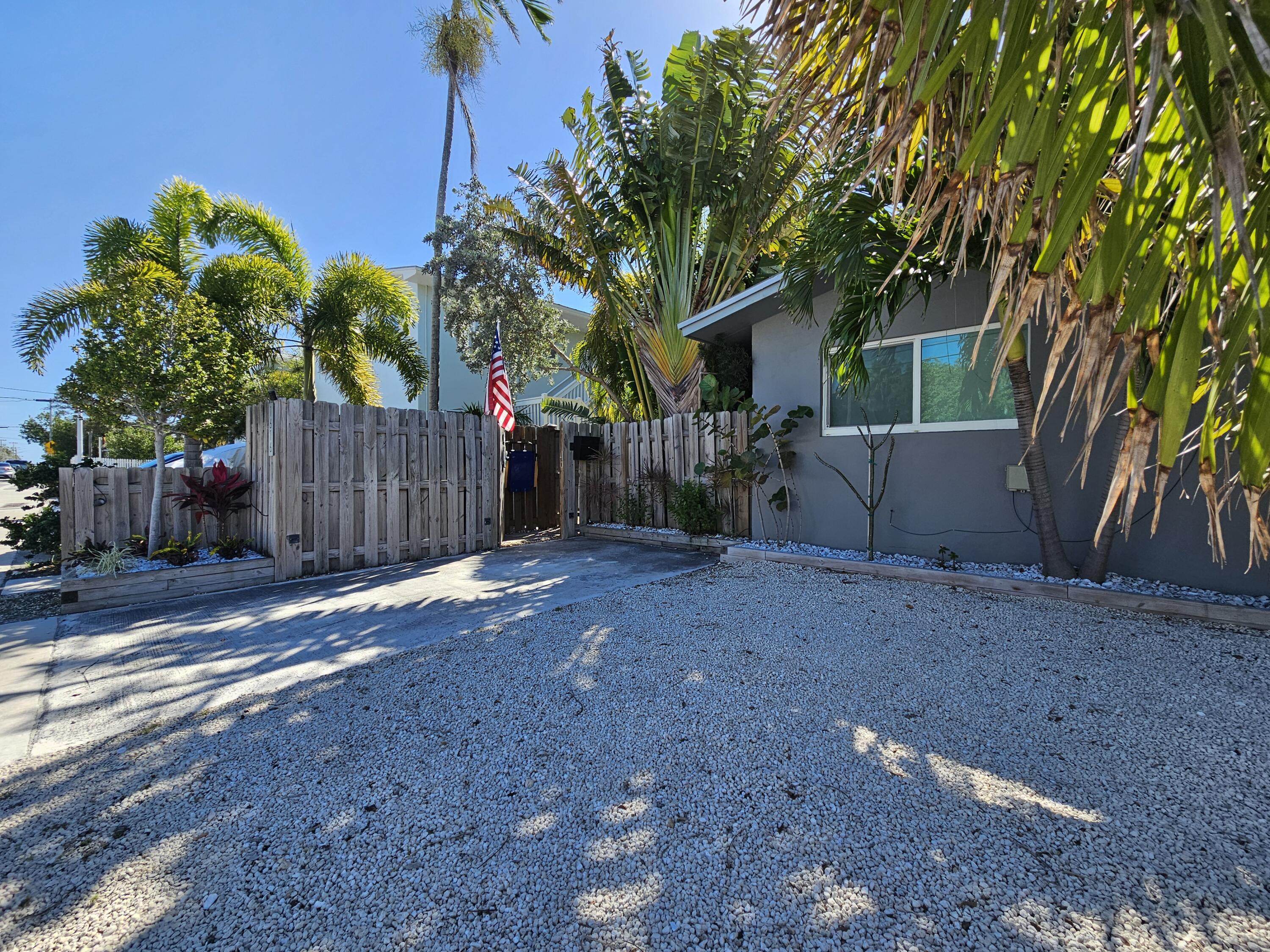1616 Bertha Street, 2 Property Photo 45