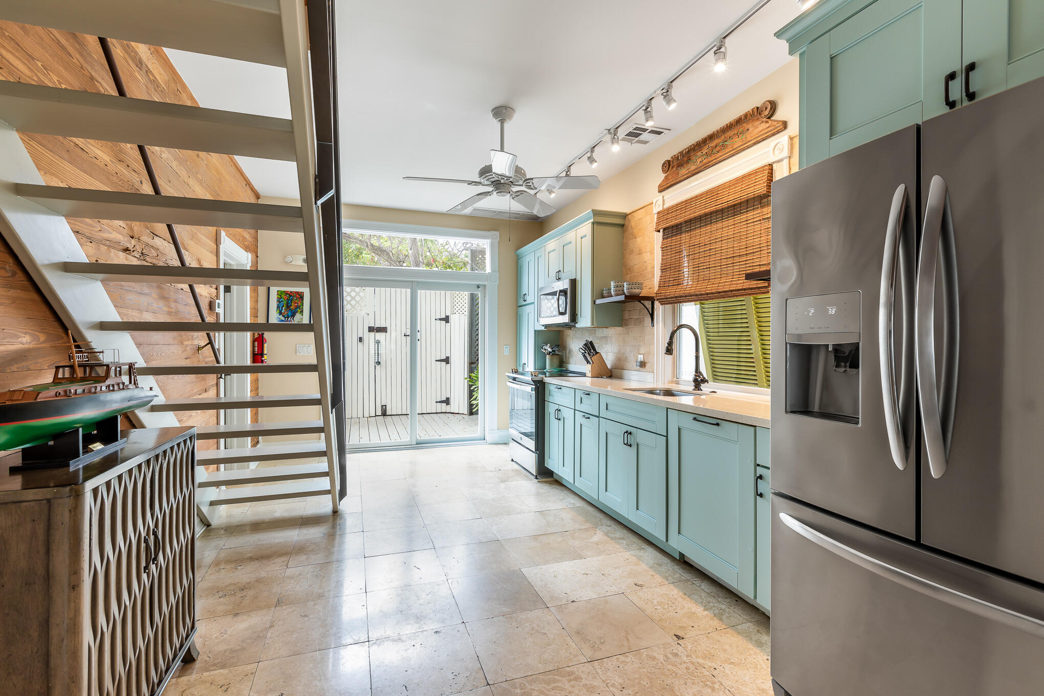 716 Duval Street Property Photo 20