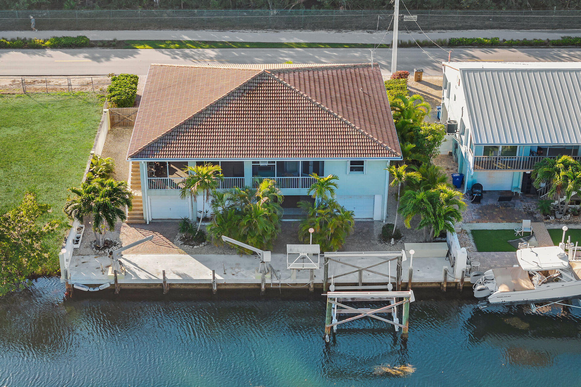 9960 Aviation Boulevard Property Photo