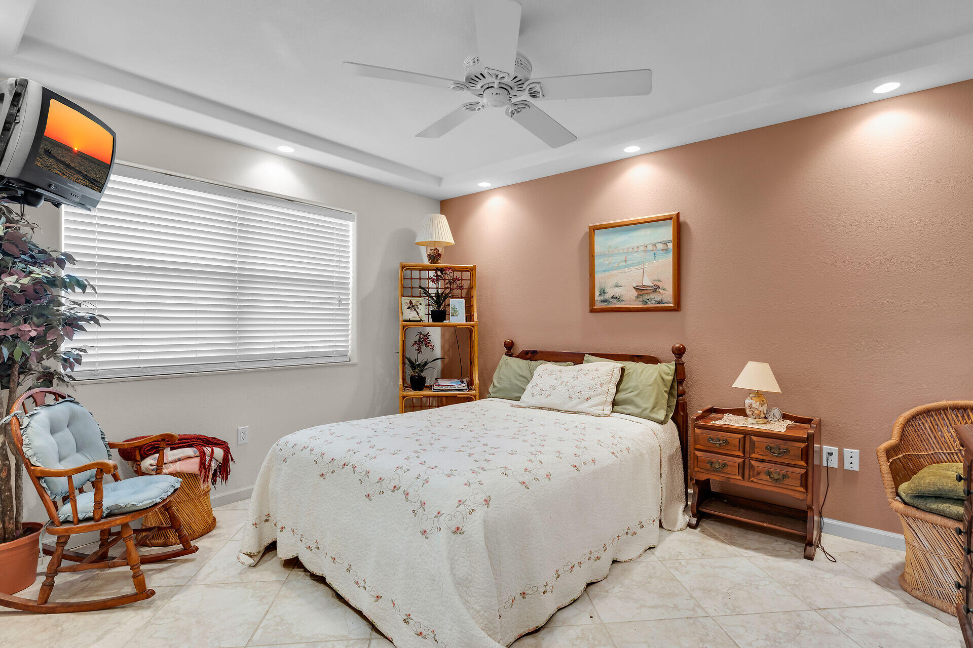 9960 Aviation Boulevard Property Photo 20