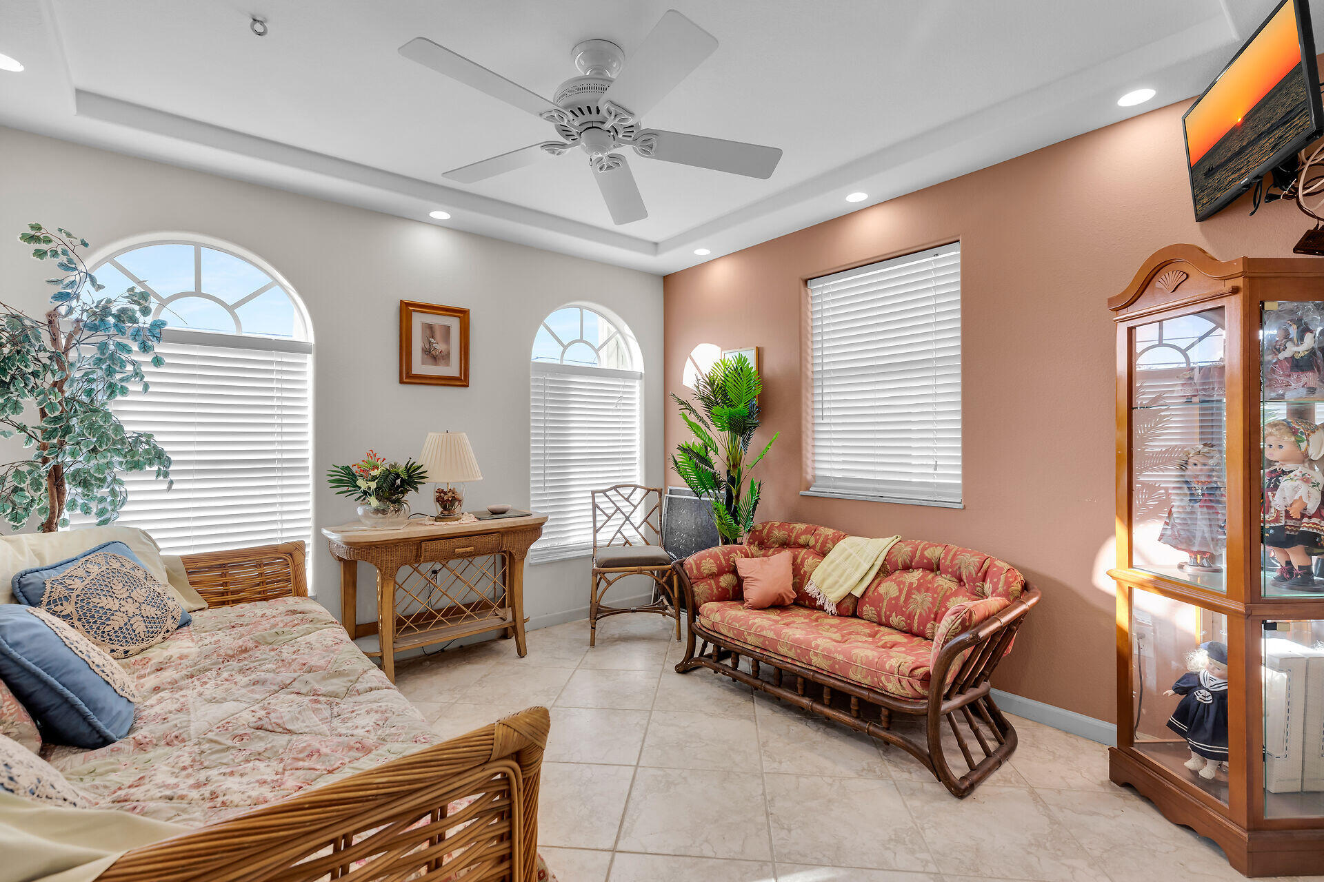 9960 Aviation Boulevard Property Photo 24