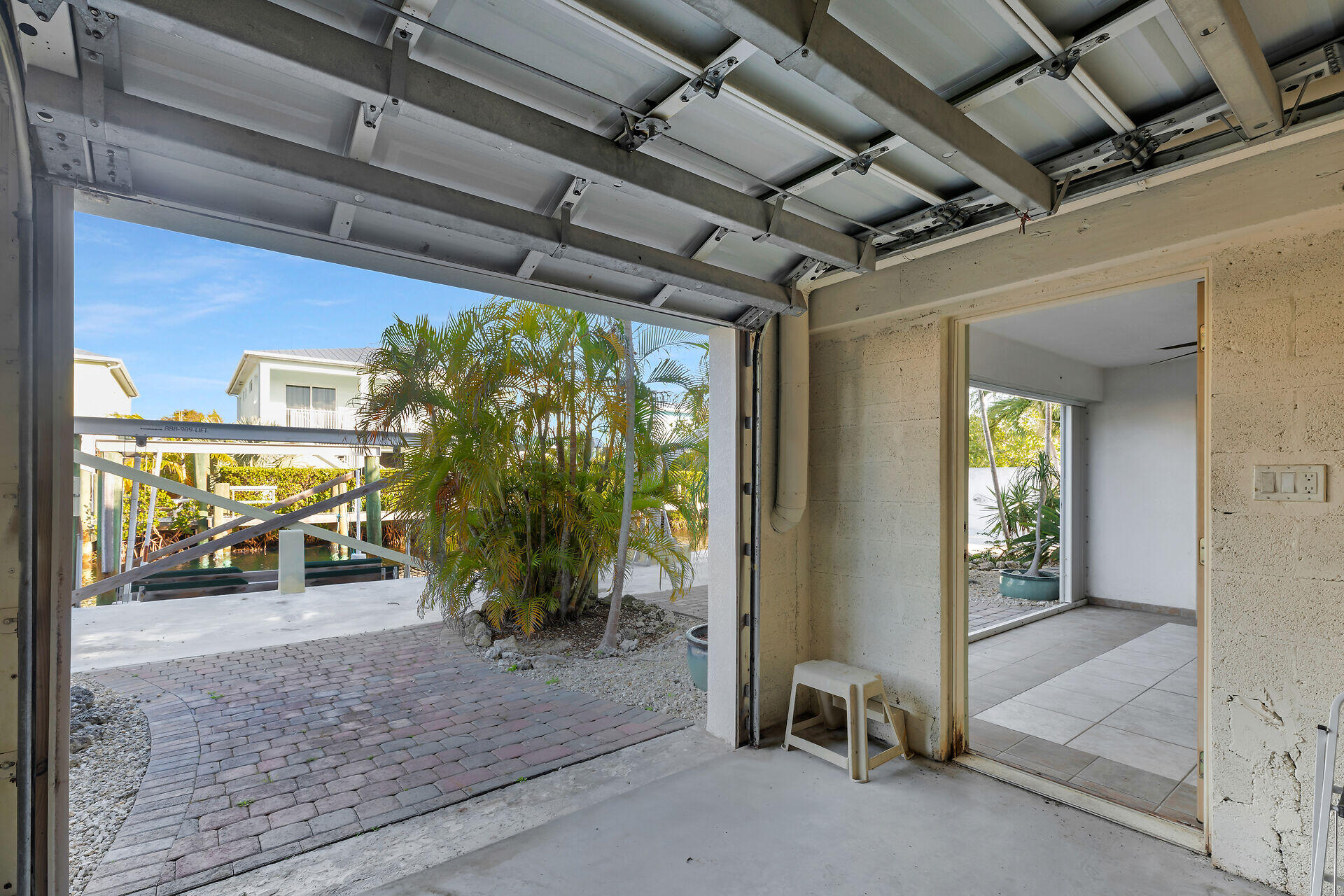 9960 Aviation Boulevard Property Photo 36