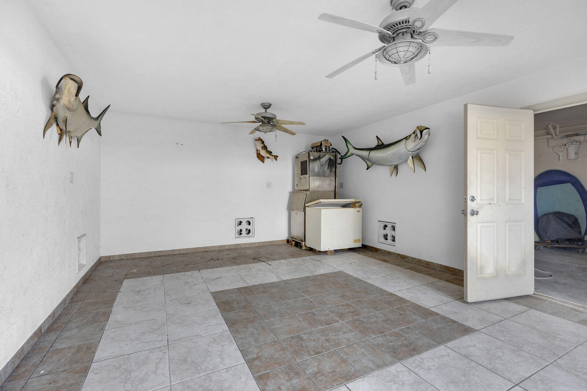 9960 Aviation Boulevard Property Photo 37