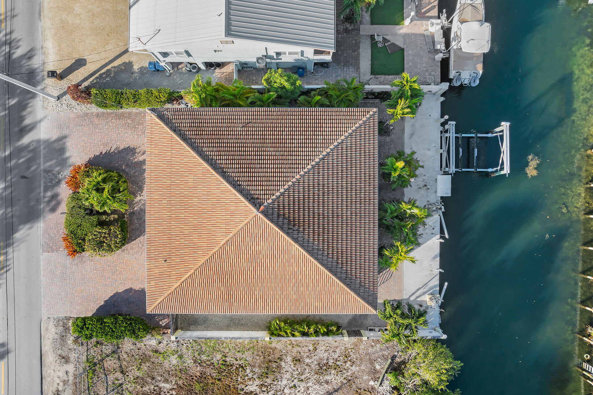 9960 Aviation Boulevard Property Photo 39