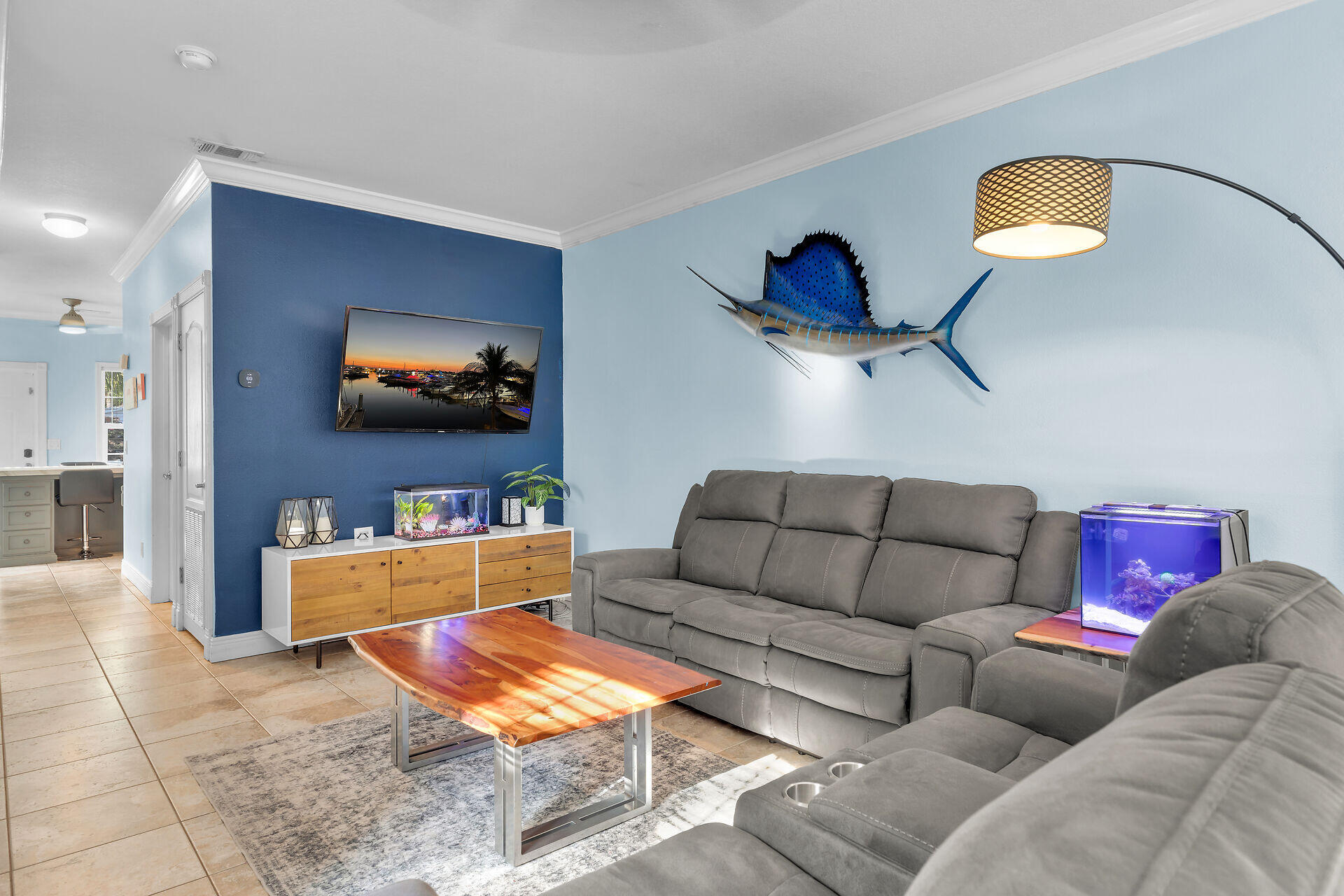 2420 Patterson Avenue, B Property Photo 7