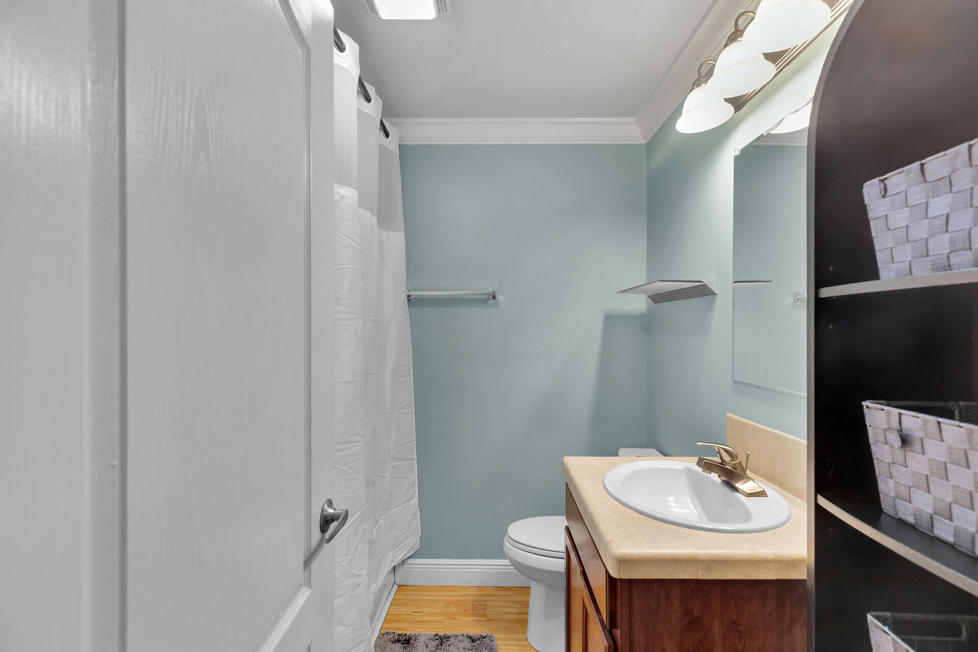 2420 Patterson Avenue, B Property Photo 21