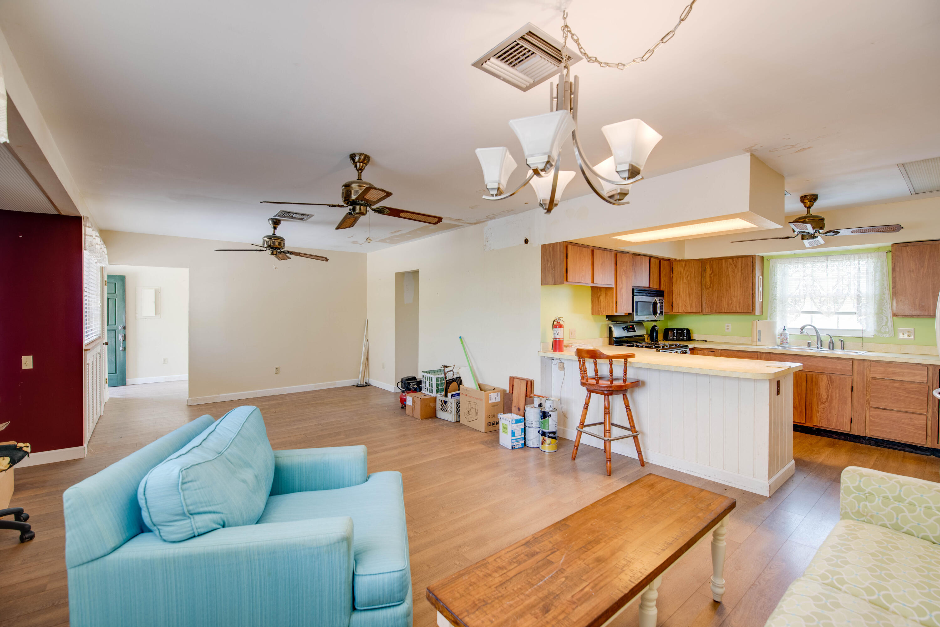 357 Ships Way Property Photo 5
