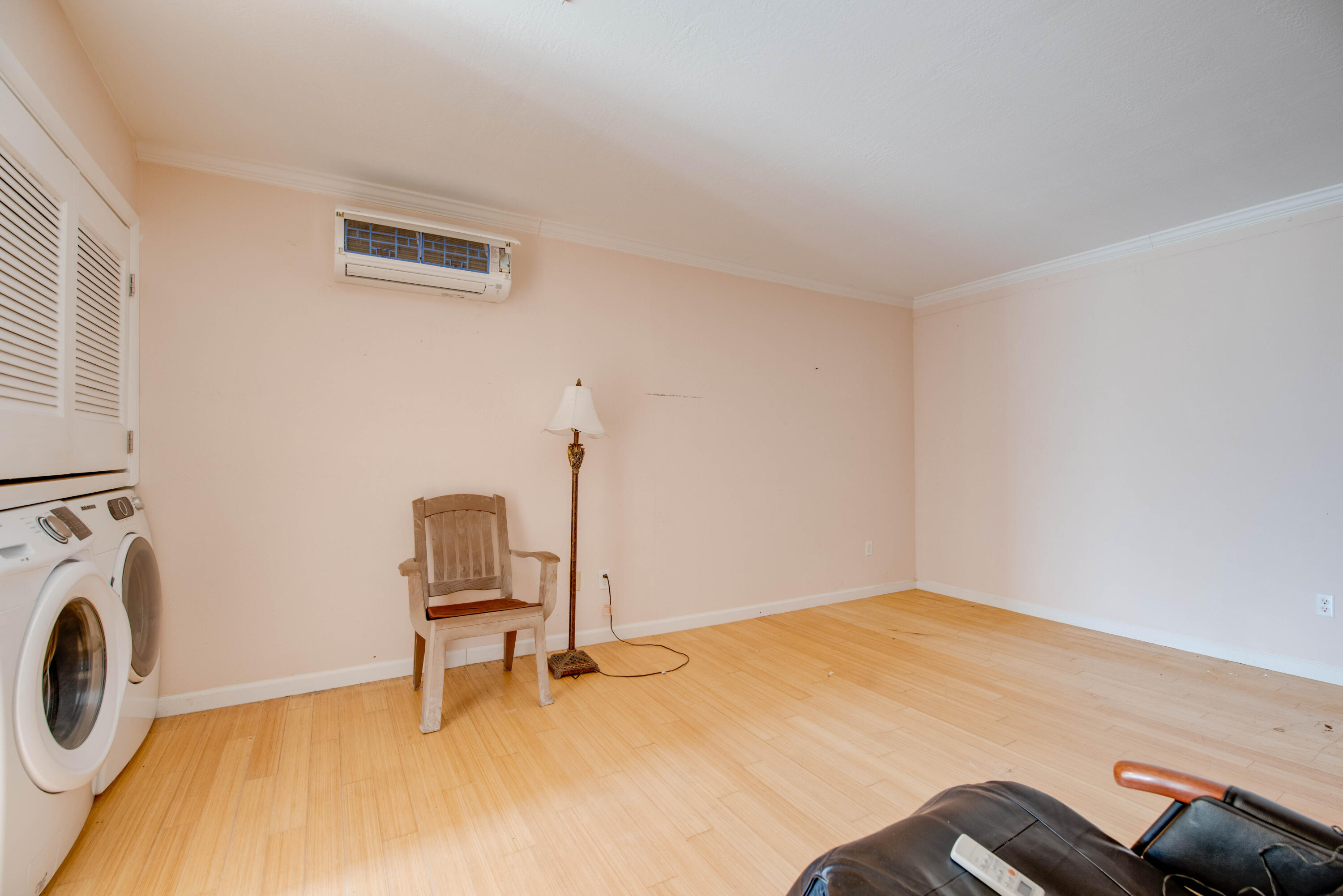 357 Ships Way Property Photo 9